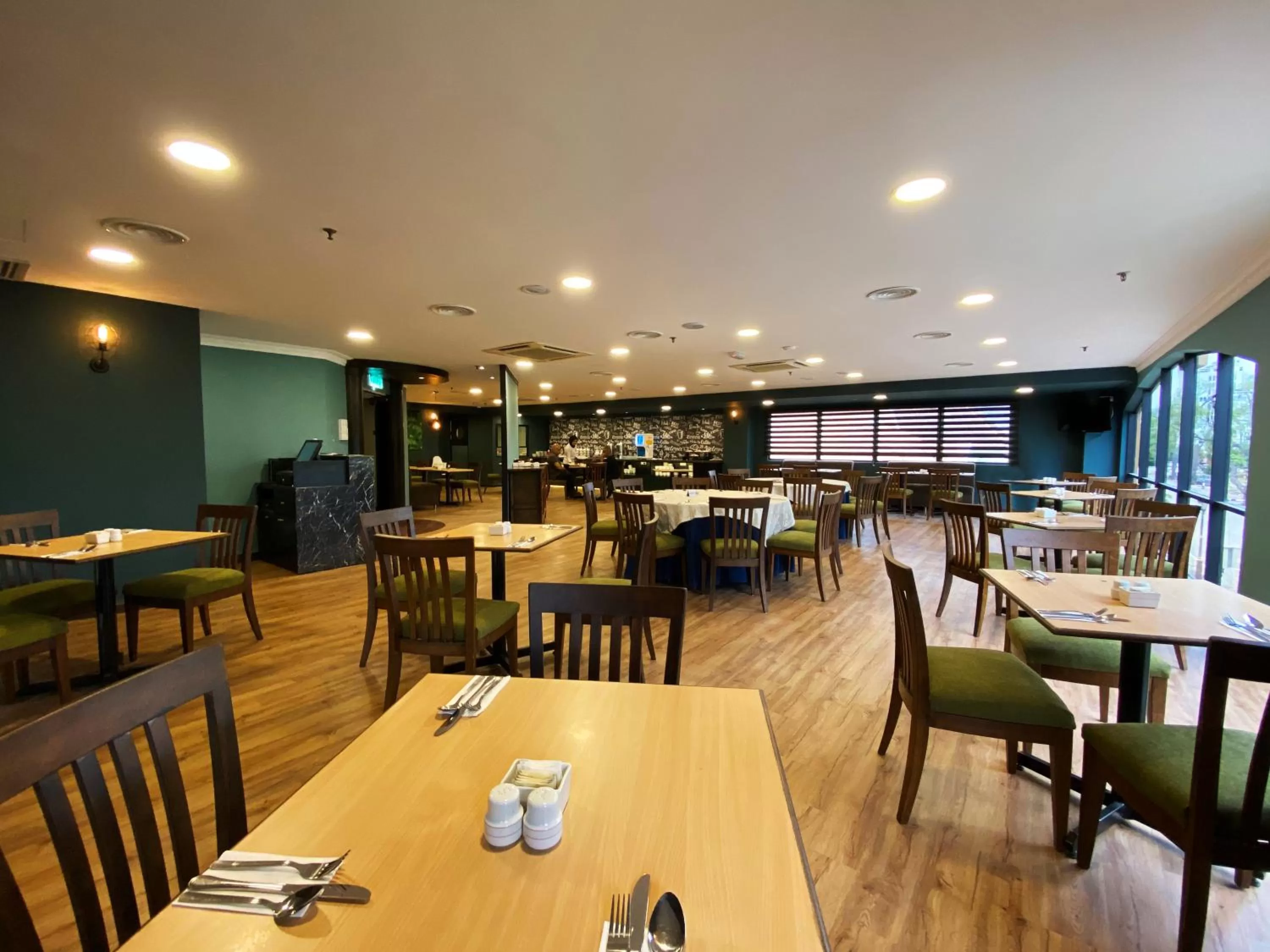 Restaurant/places to eat in Shahzan Hotel Kuantan, Trademark Collection by Wyndham