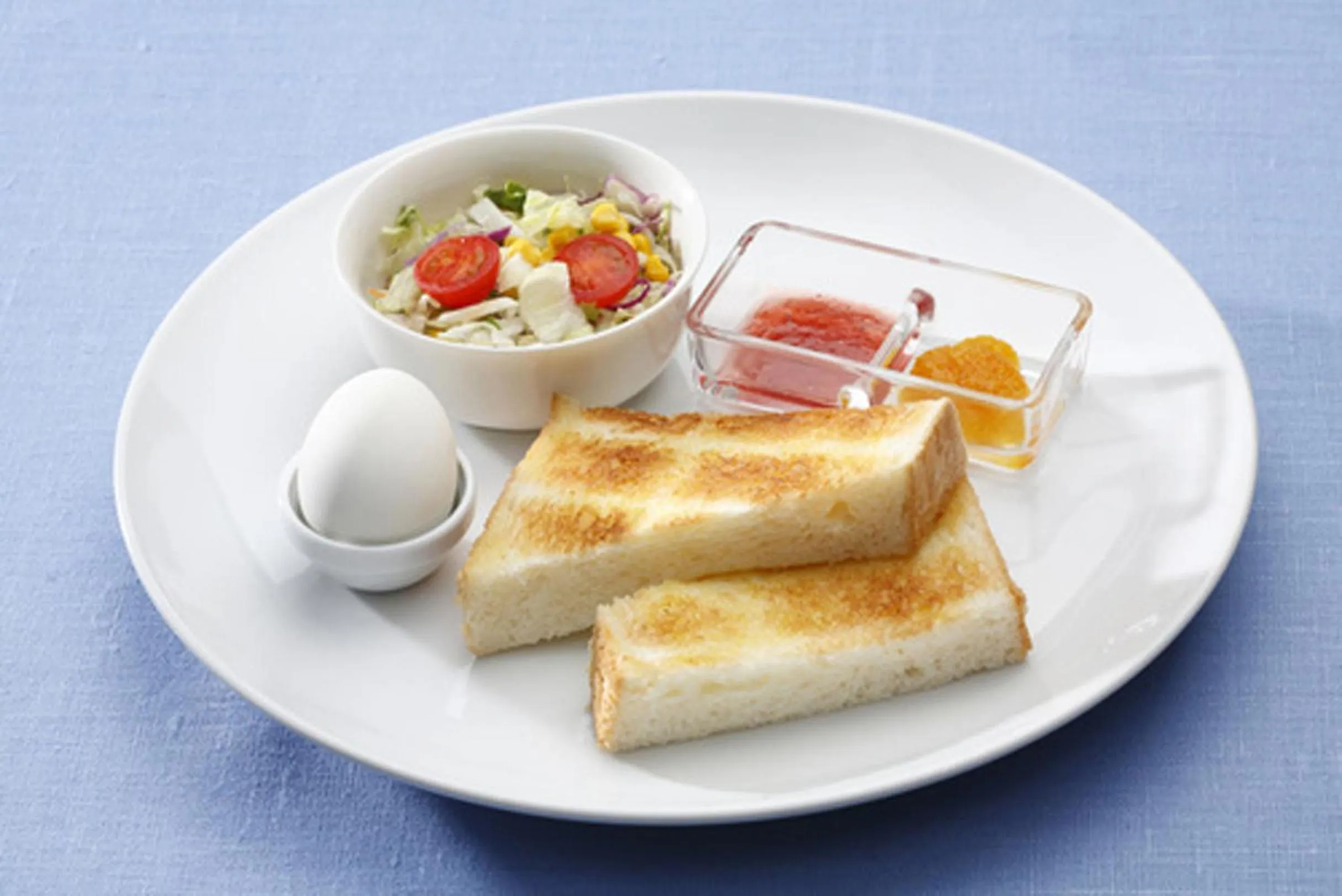 Breakfast in Hotel Public Jam