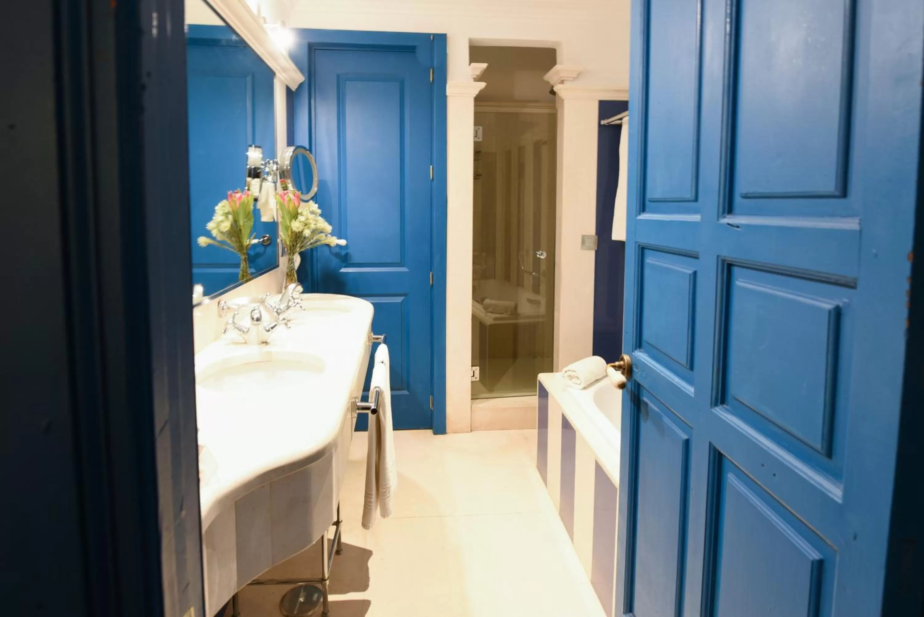 Bathroom in Hotel Las Casas de la Judería