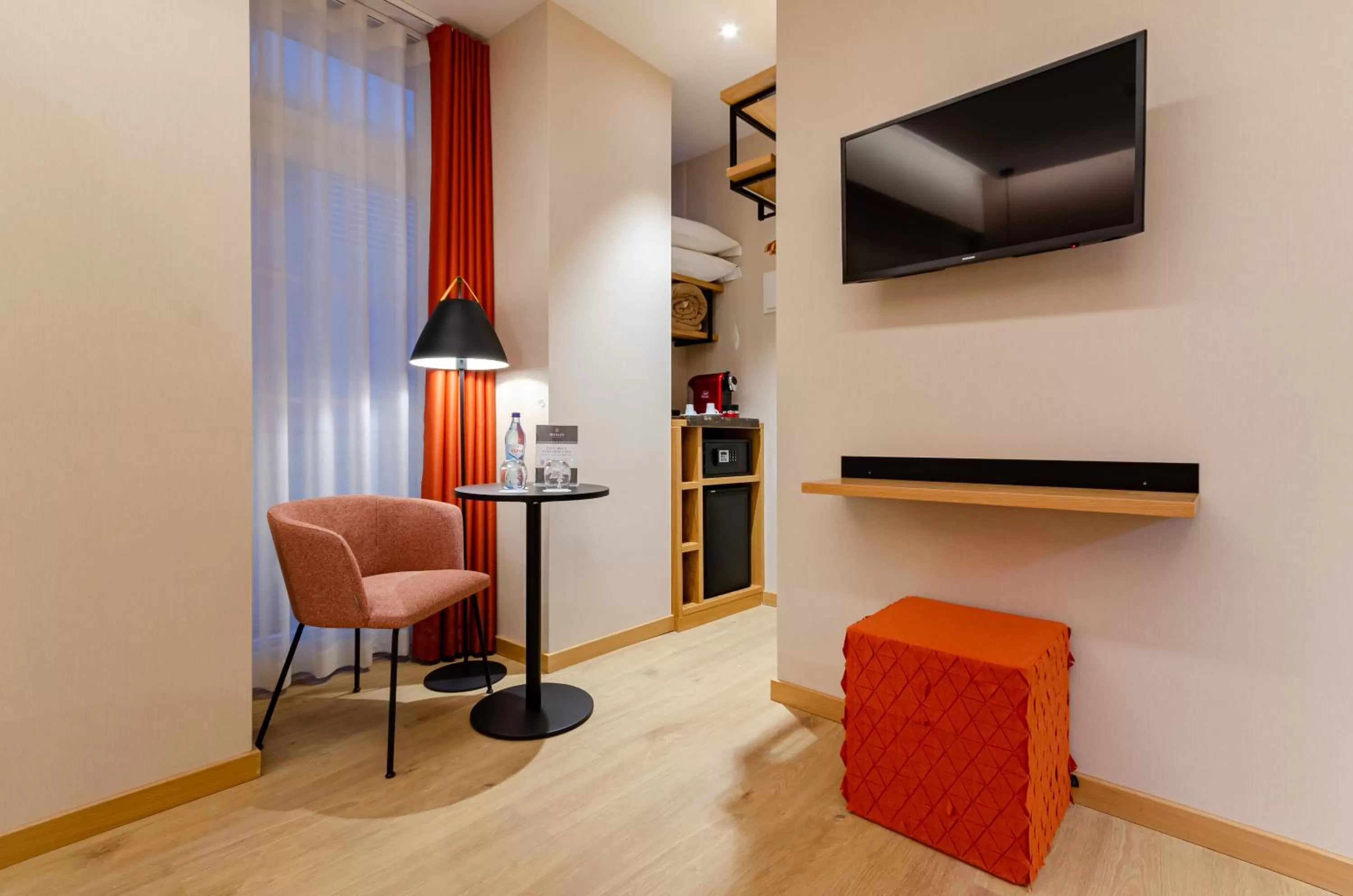 TV and multimedia in Rossio Plaza Hotel