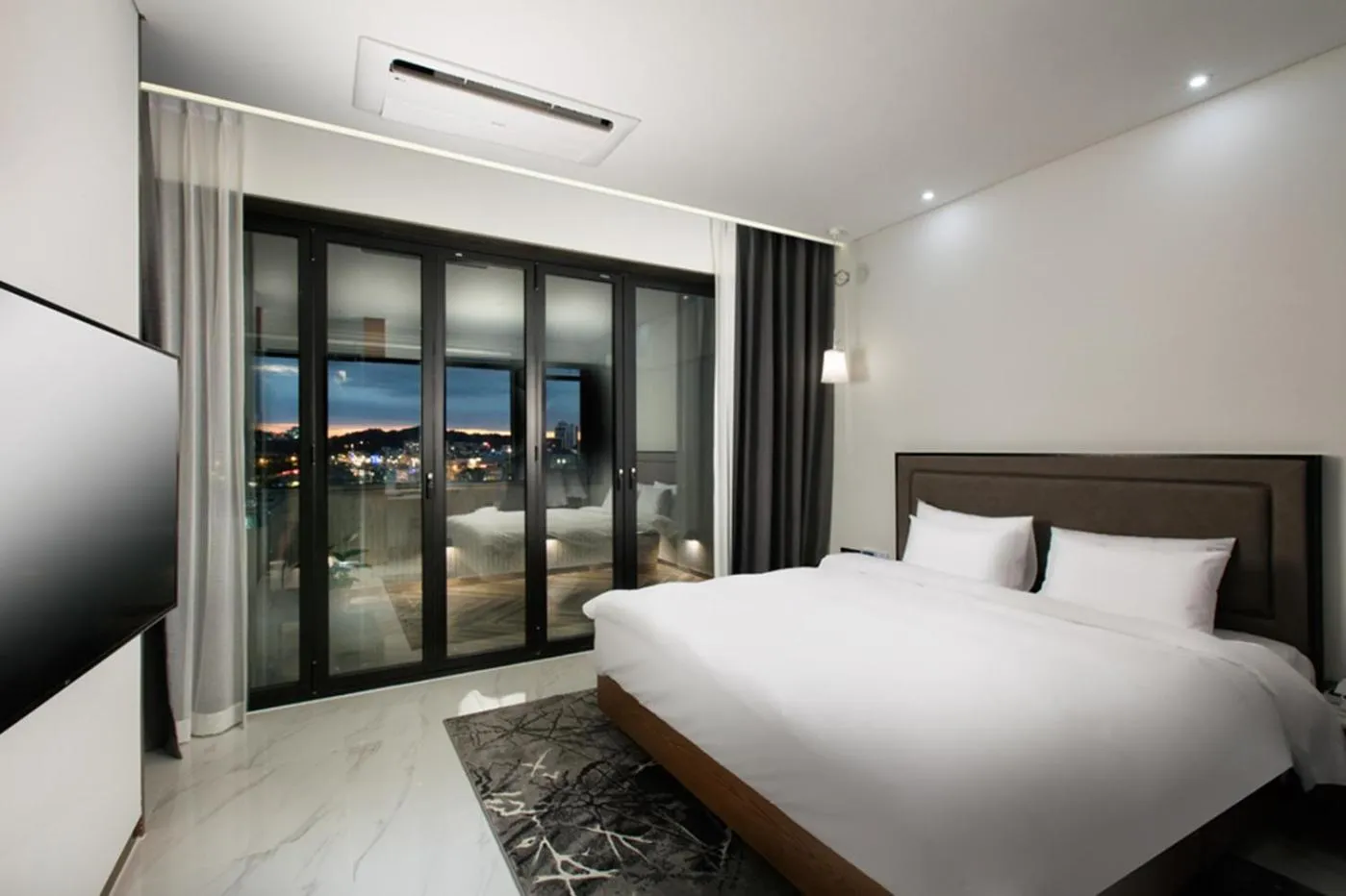 Bed in N Bridge Hotel JEON JU