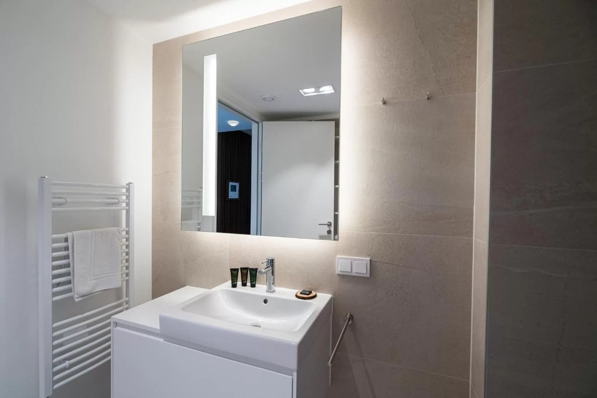 Vienna Residence, Marina Tower - Danube