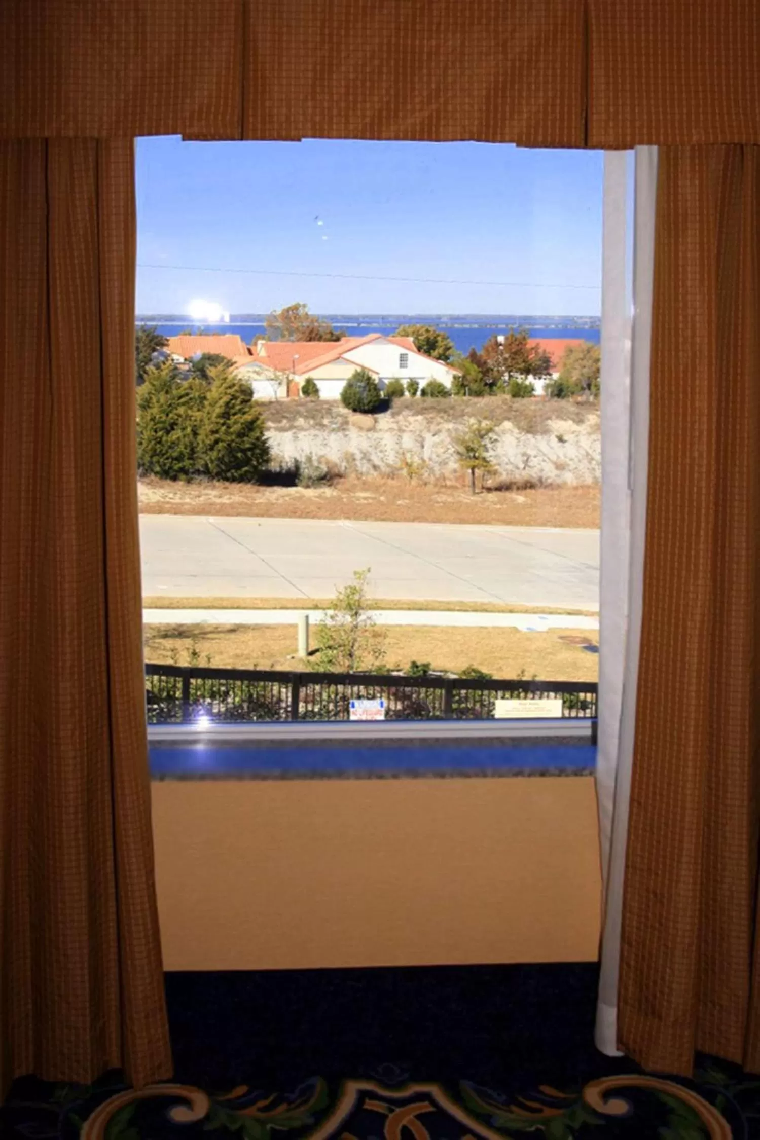 Property building in Hampton Inn Dallas-Rockwall