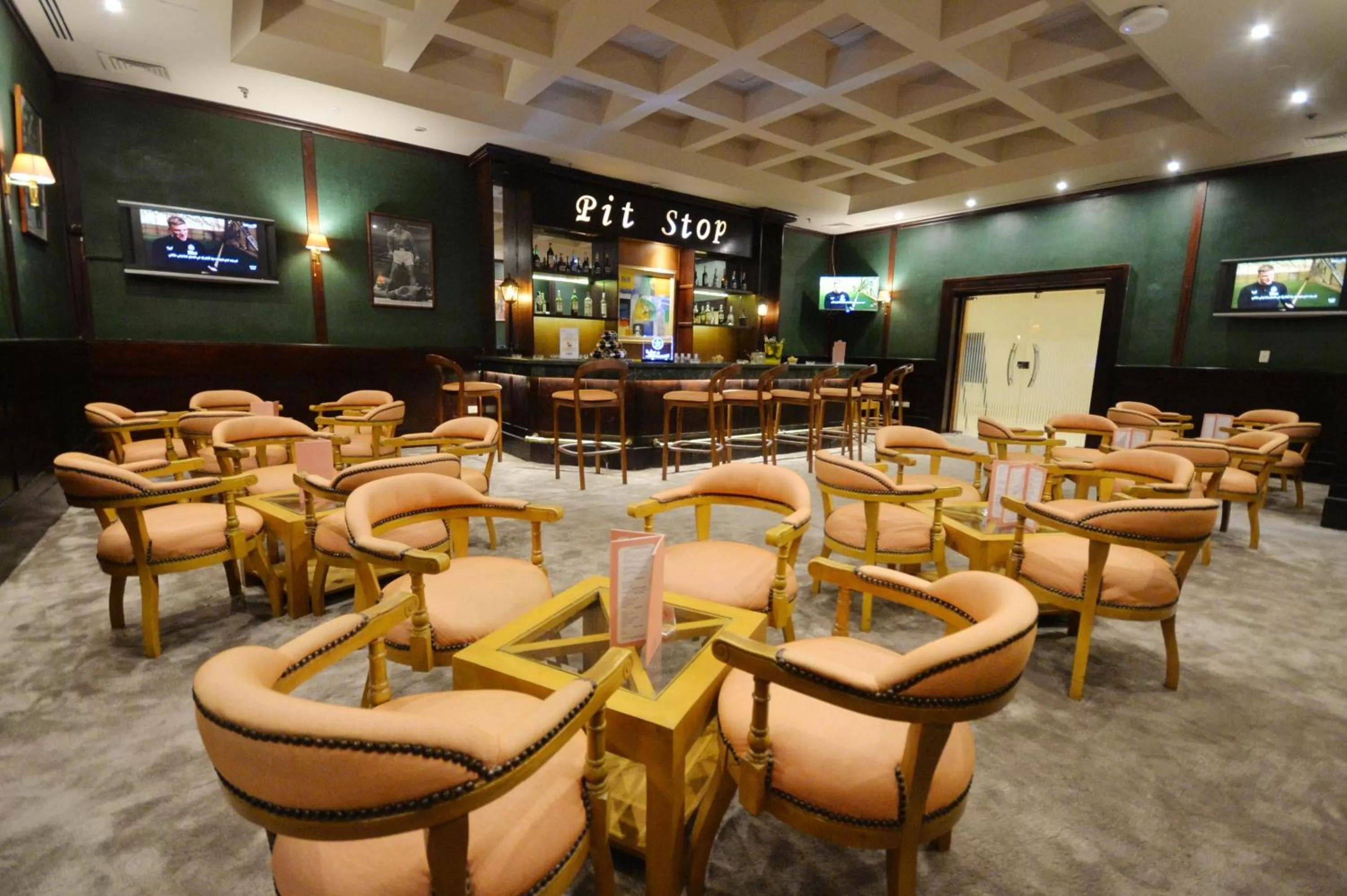 Lounge or bar in Aurora Oriental Resort Sharm El Sheikh