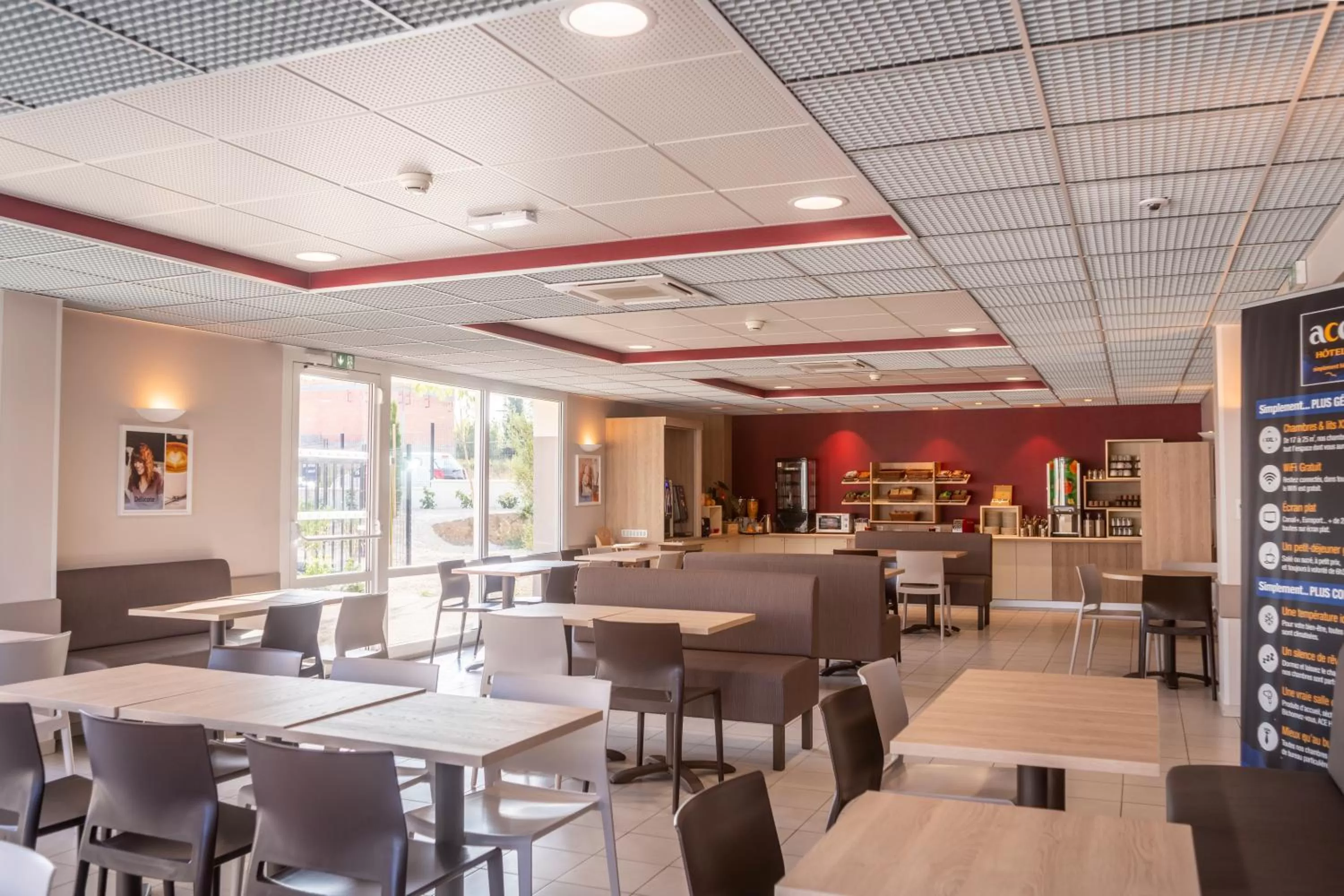 Breakfast, Restaurant/Places to Eat in ACE Hôtel Bordeaux Carbon Blanc