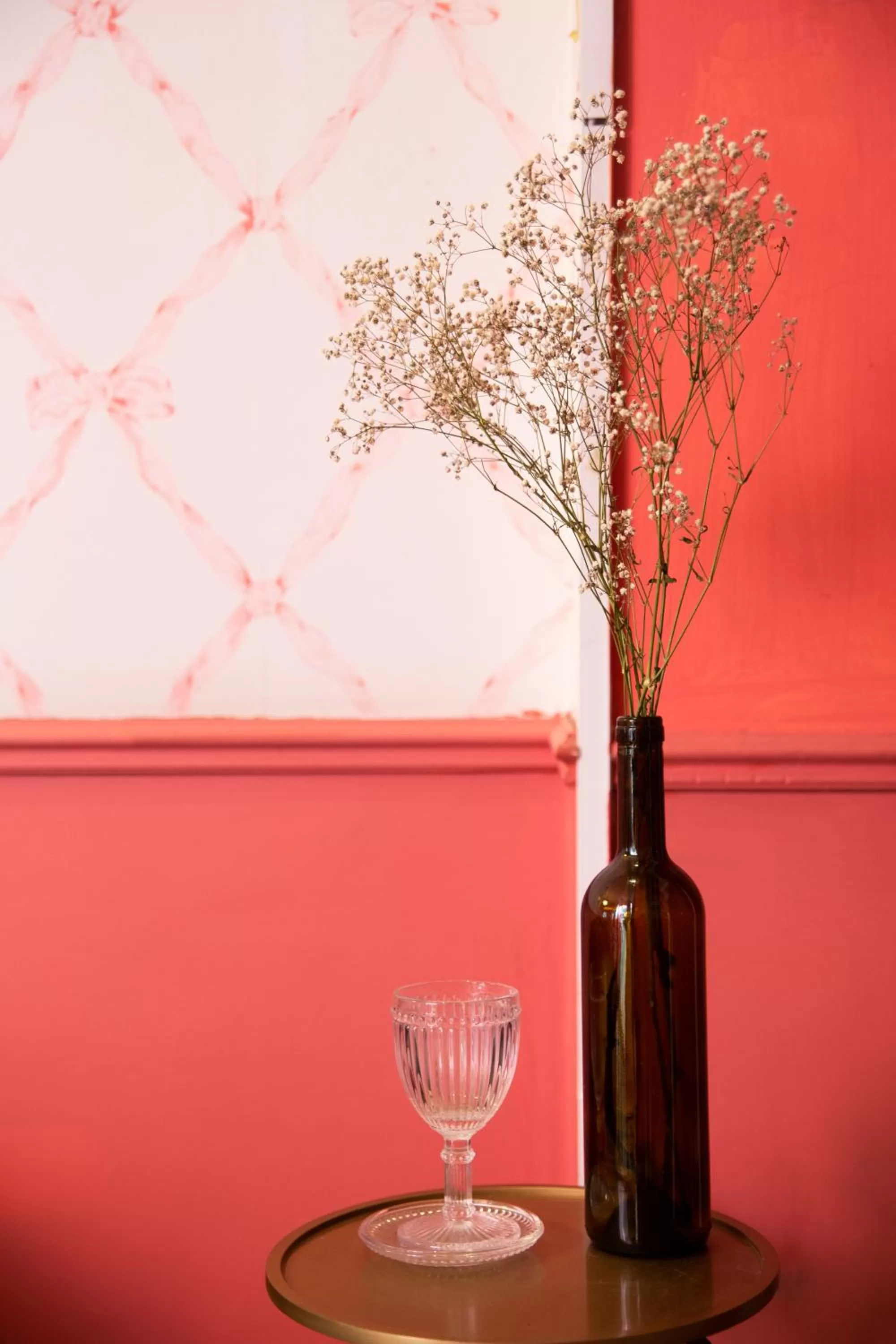 Decorative detail in The Elliot - Adults only