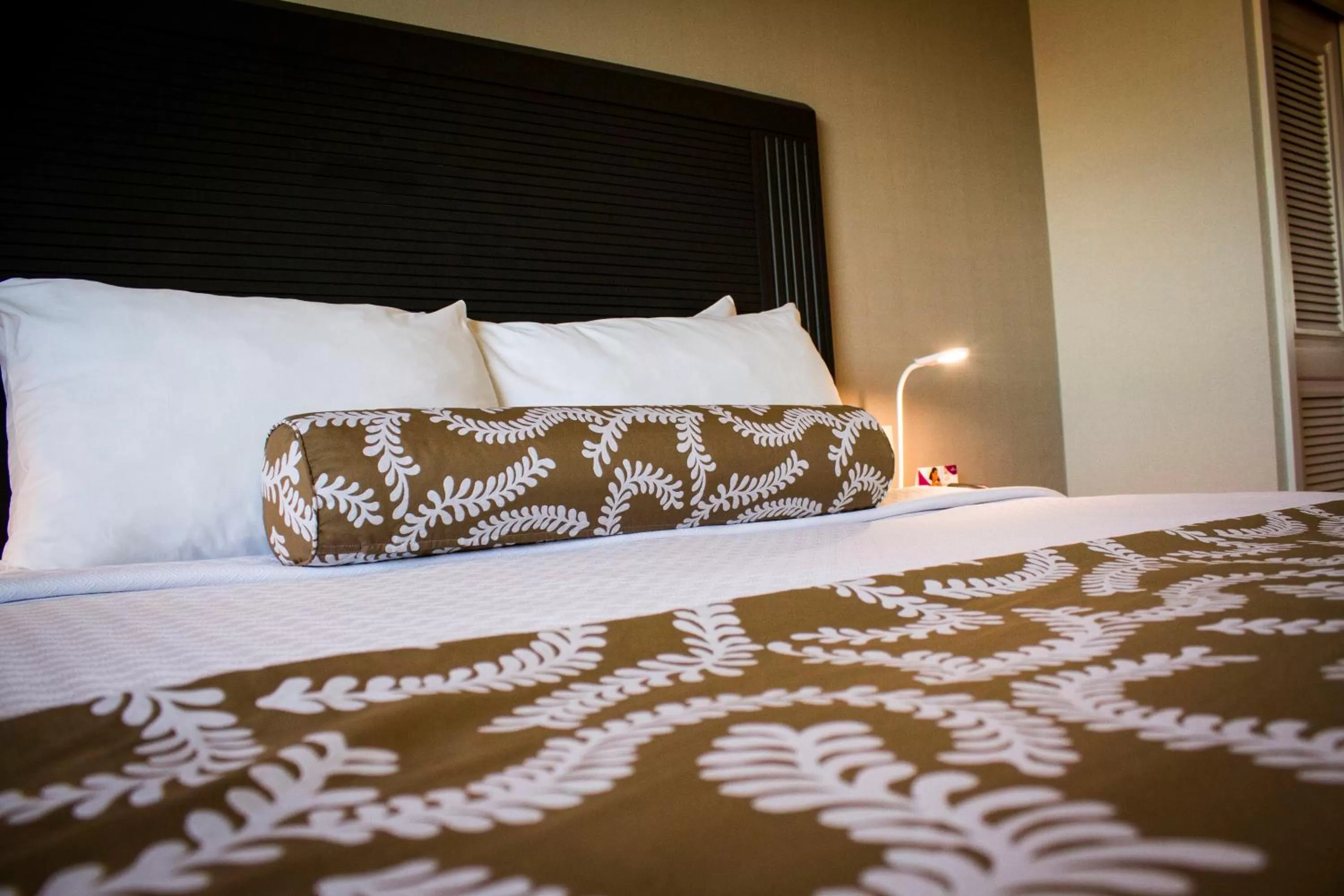 Photo of the whole room, Bed in Crowne Plaza Managua by IHG