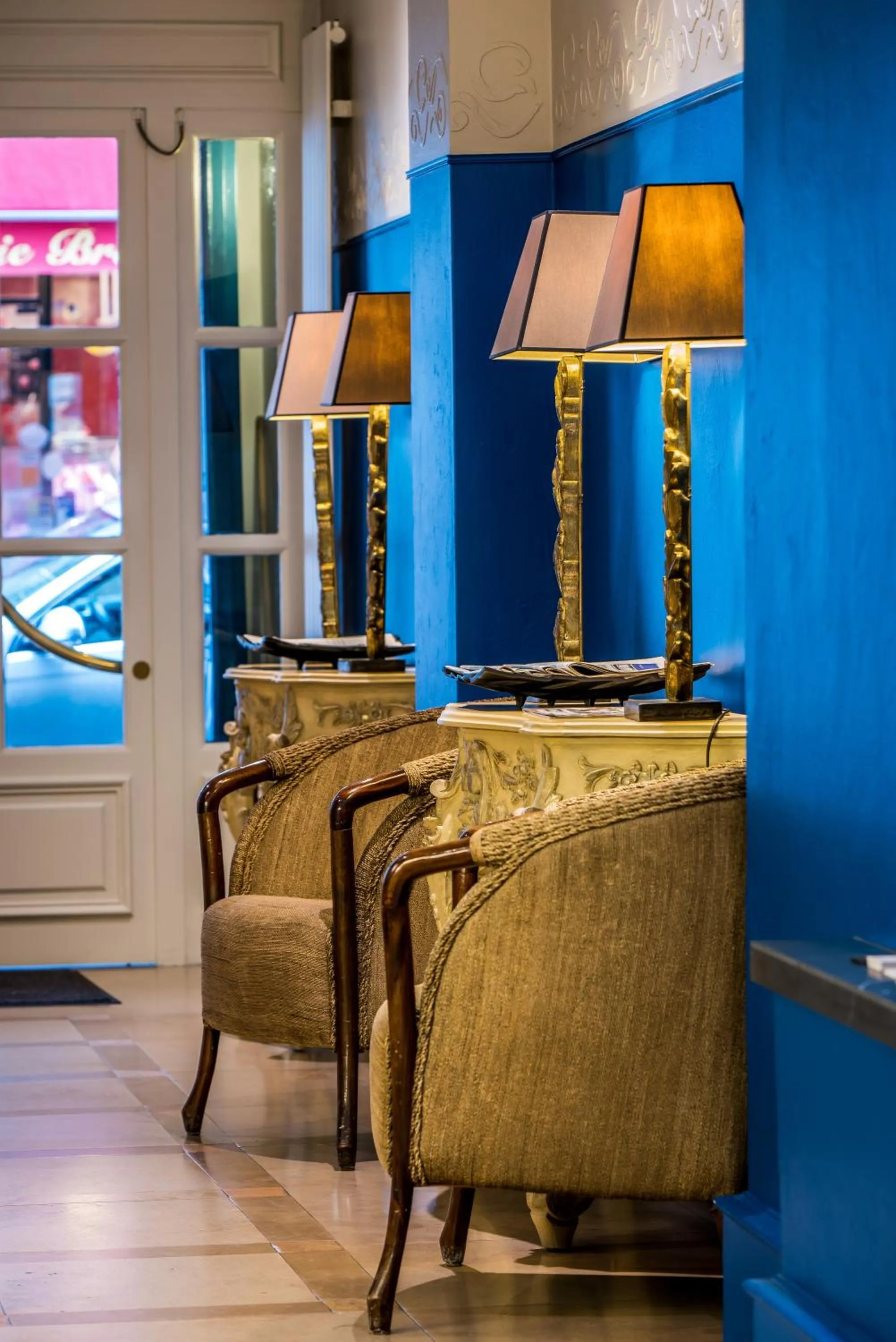 Lobby or reception in Hôtel Jardin Le Bréa