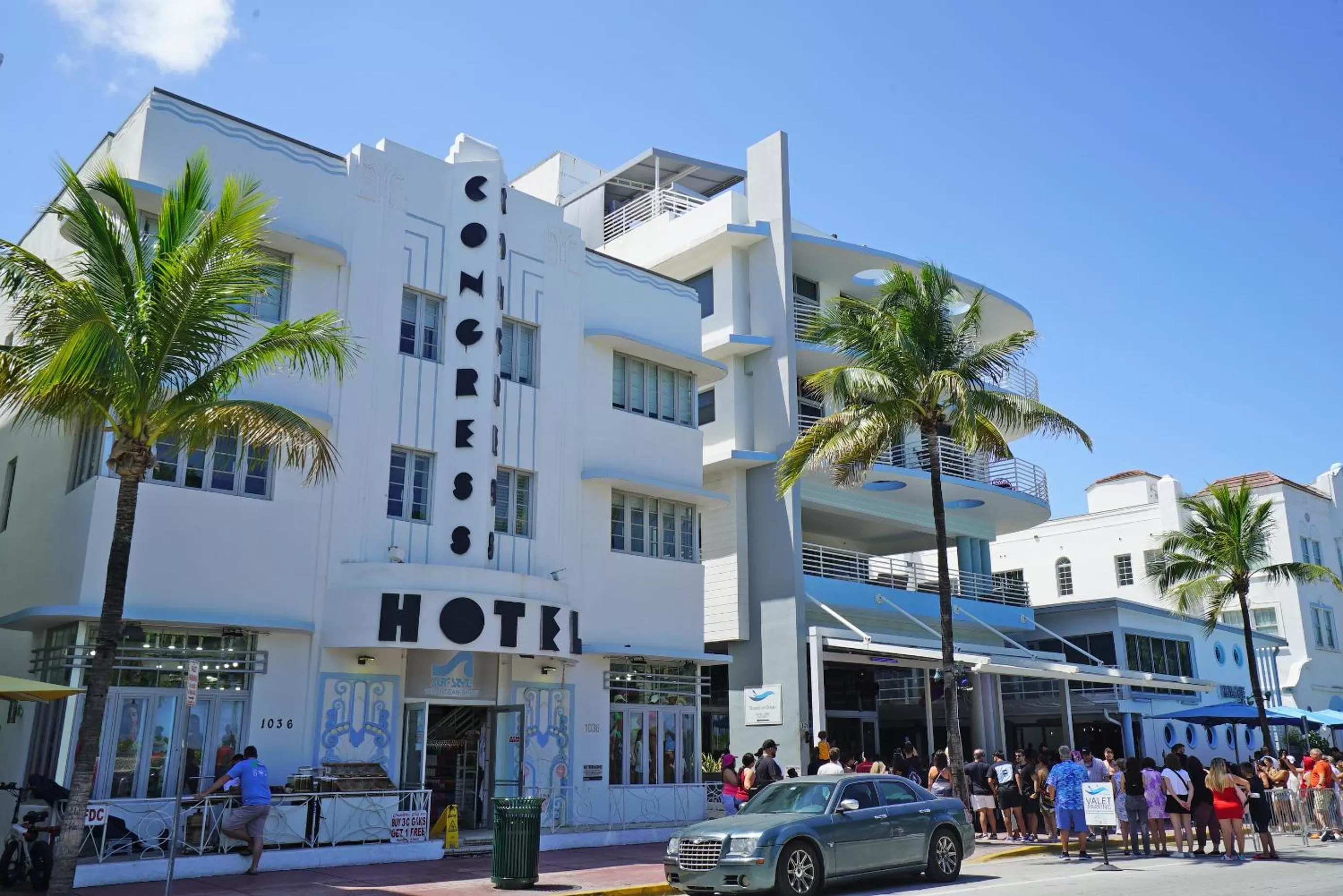 Property building in Deluxe apartments at the Congress