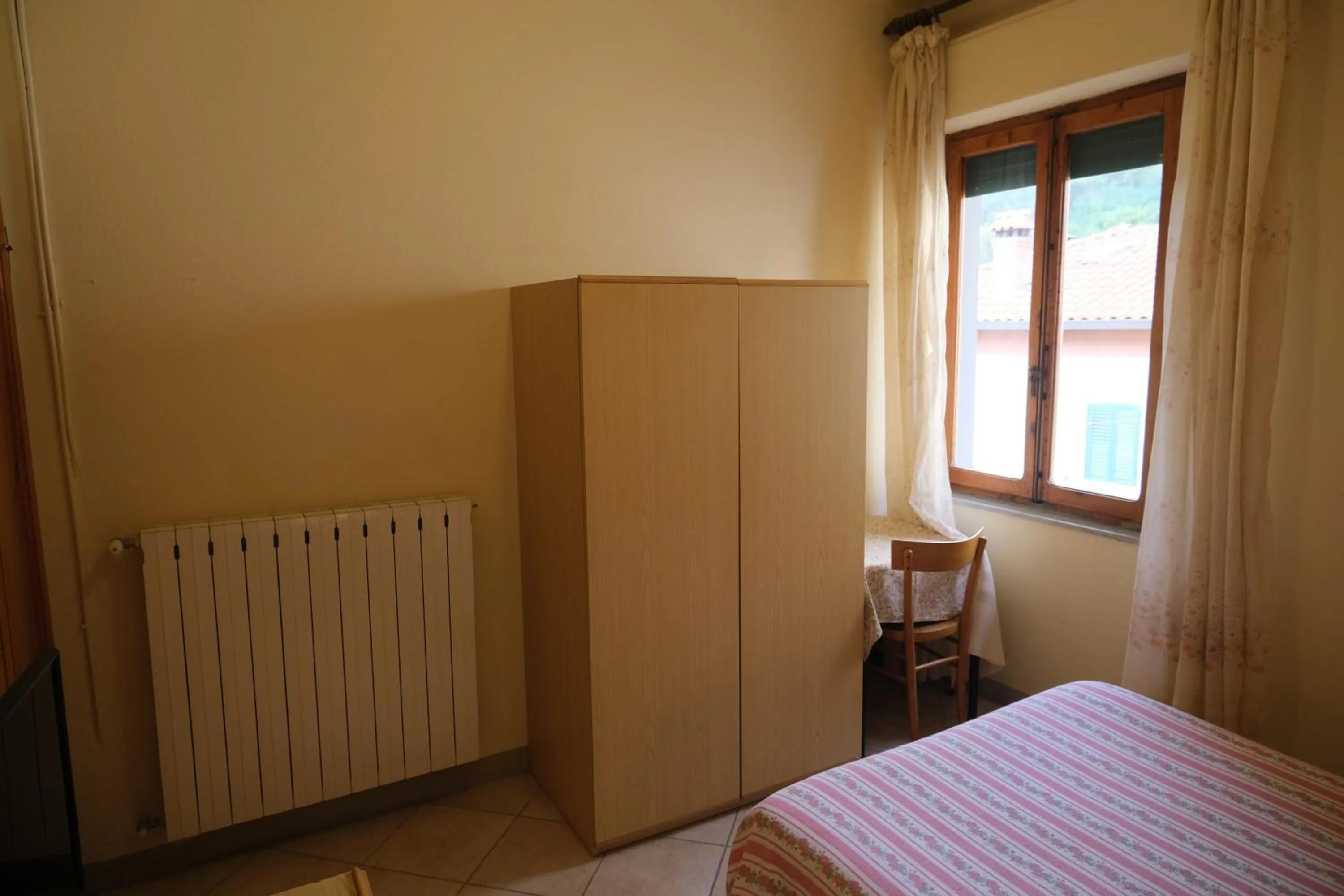 Bedroom, Bed in Amelia Hotel