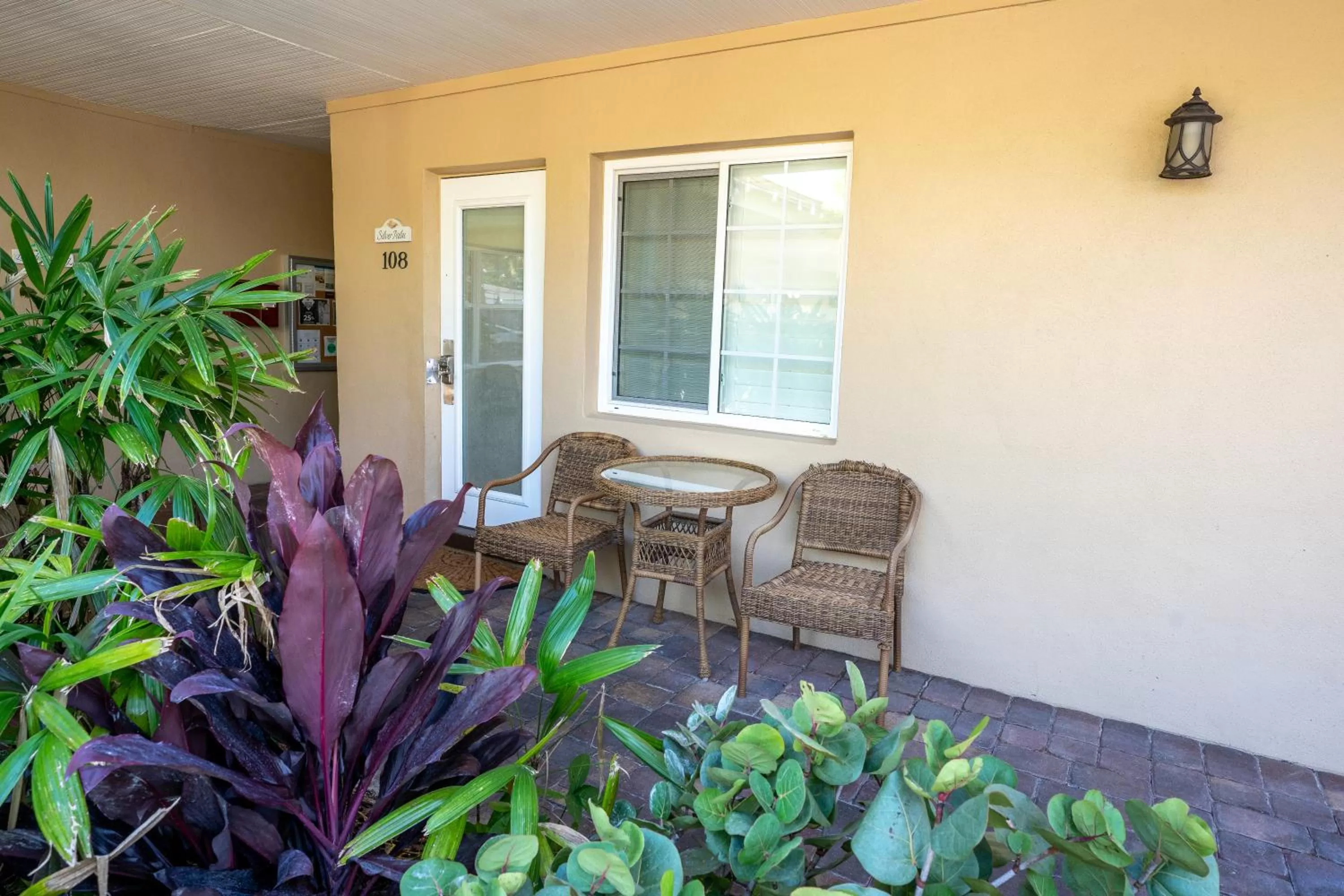 Patio in The Capri at Siesta