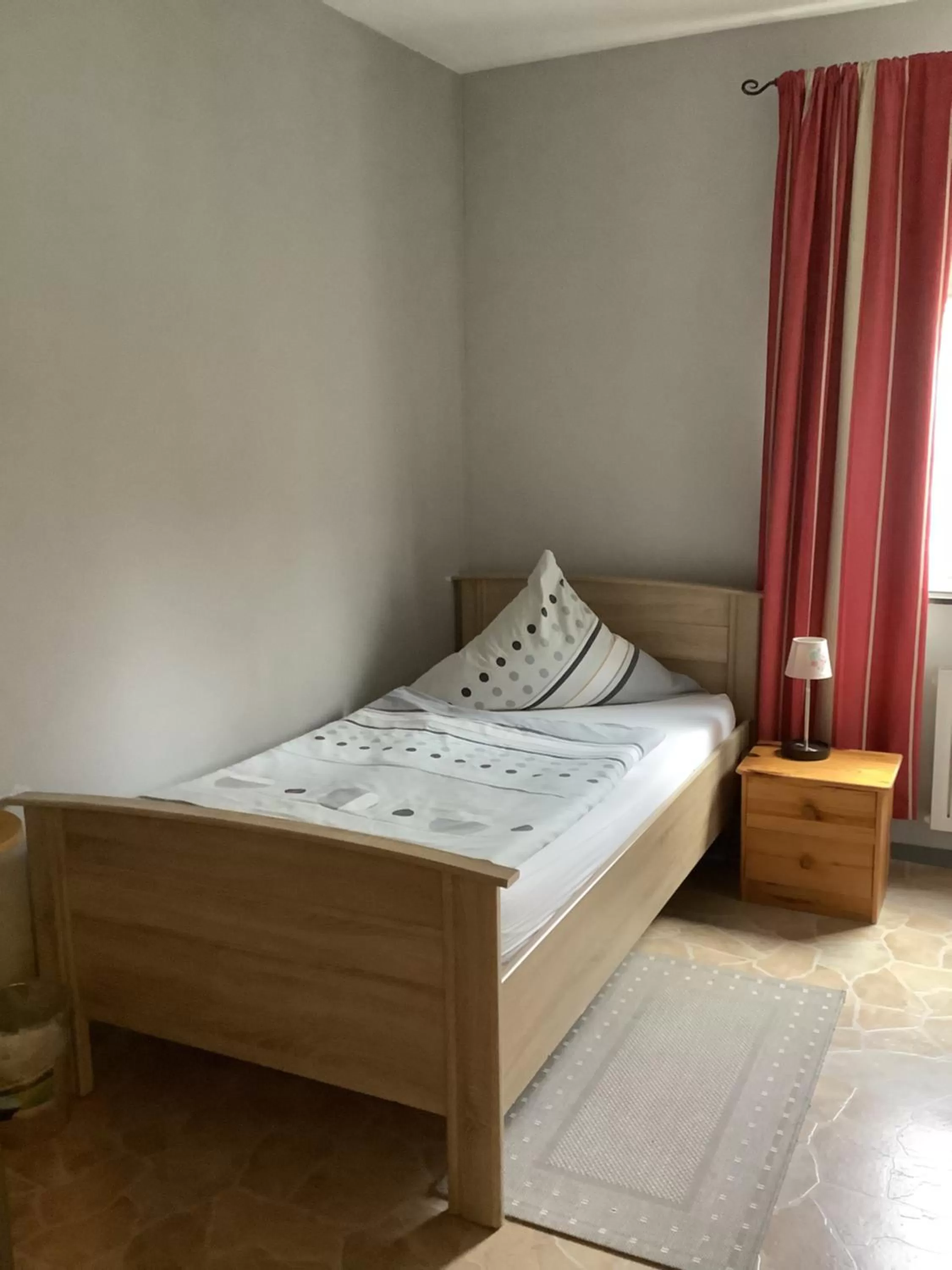 Single Room in Hotel Niedersachsen