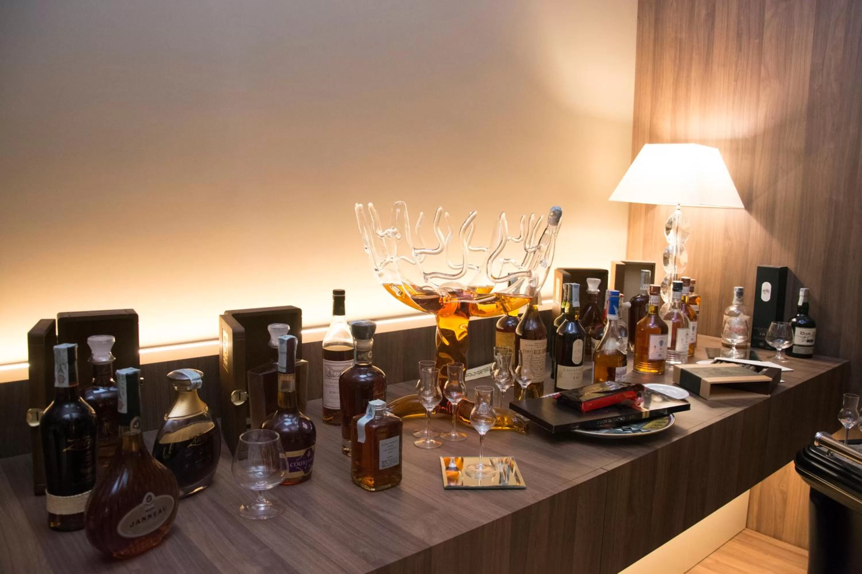 Restaurant/places to eat in Hotel Commercio