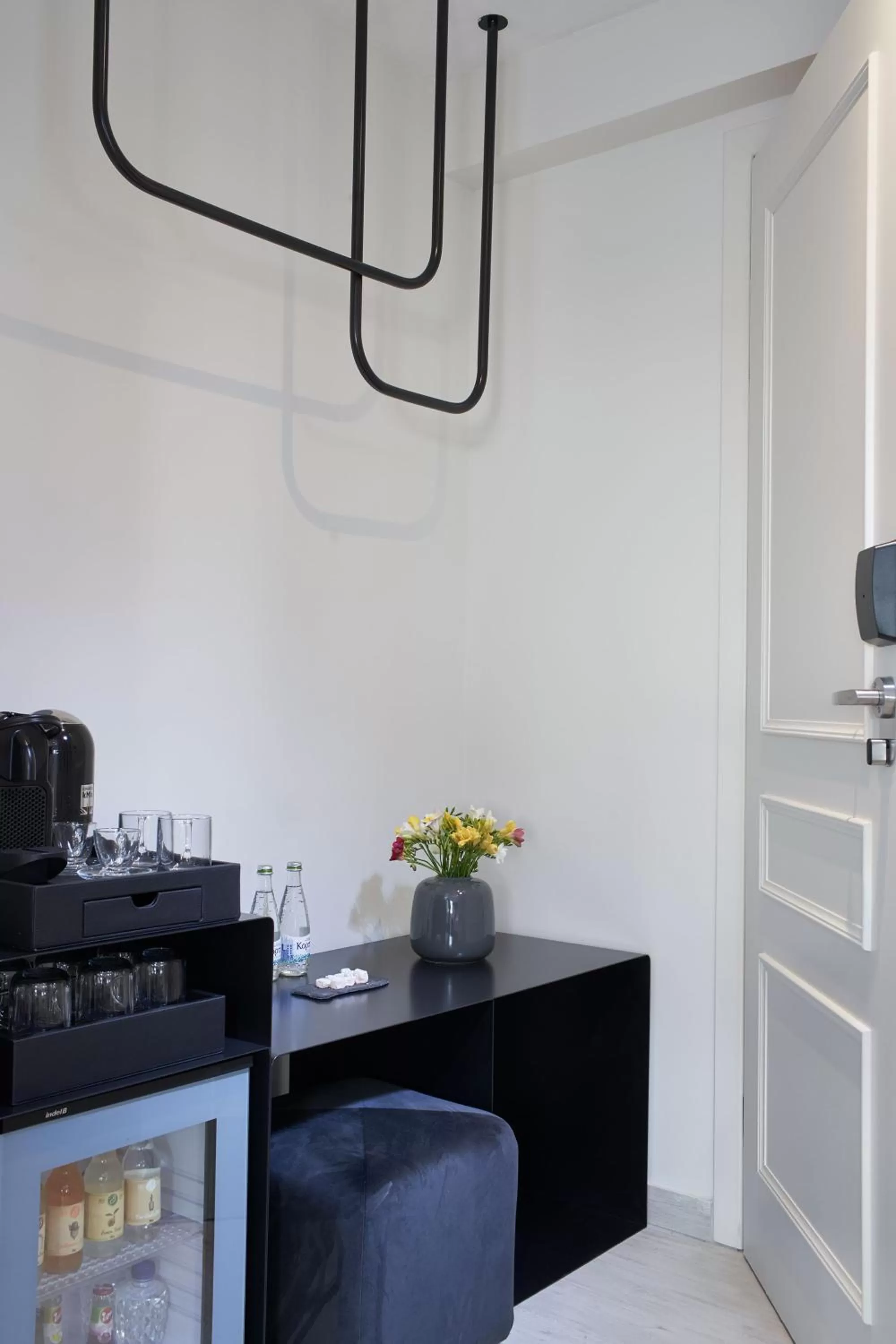 Coffee/tea facilities in Athens4