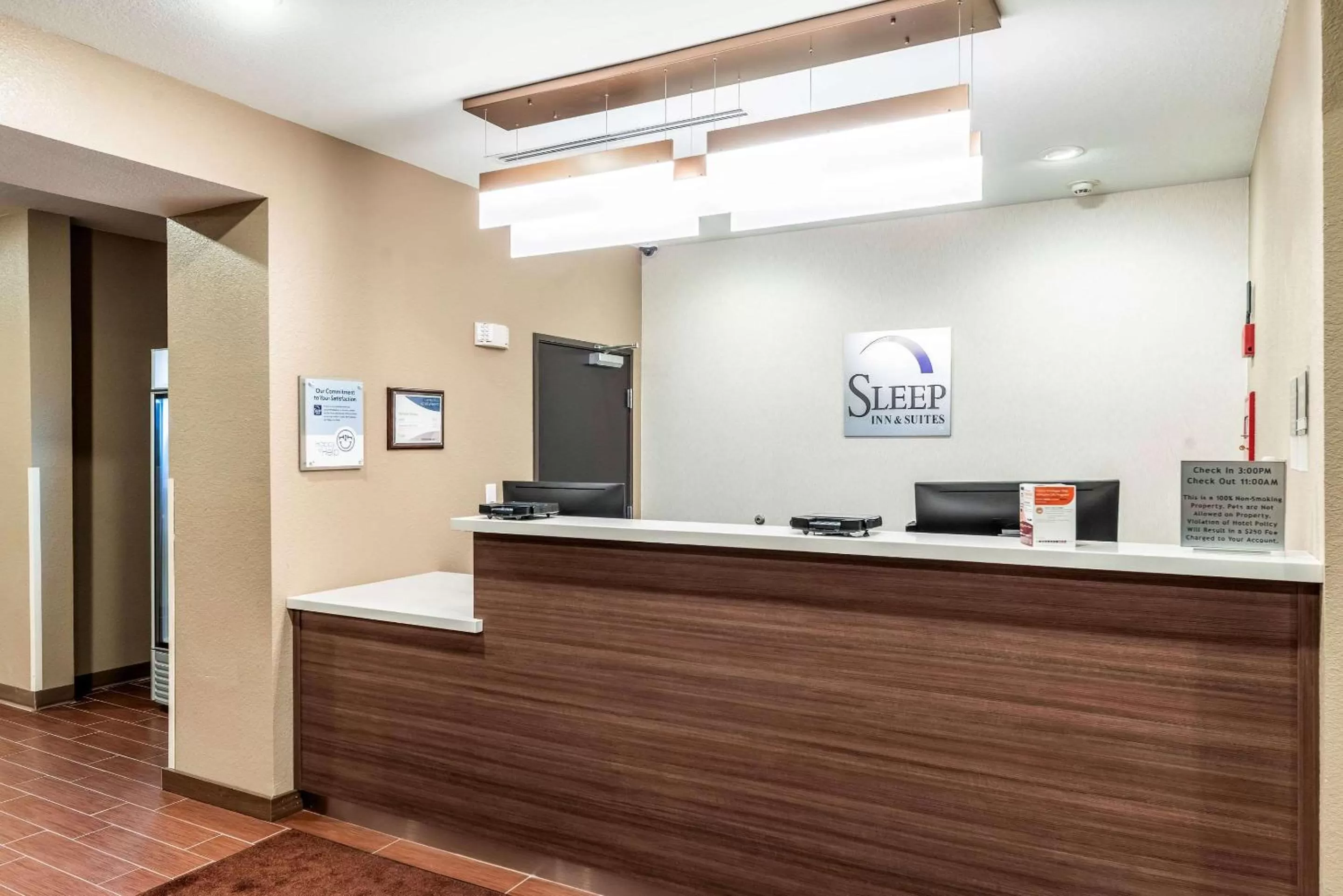 Lobby or reception in Sleep Inn & Suites Fort Worth - Fossil Creek