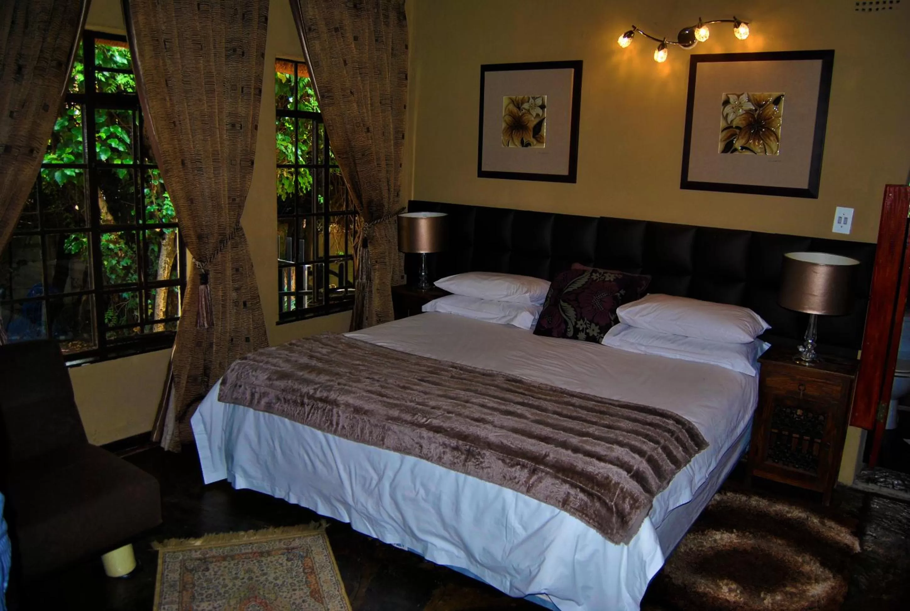 Photo of the whole room, Bed in Birch Tree Cottage