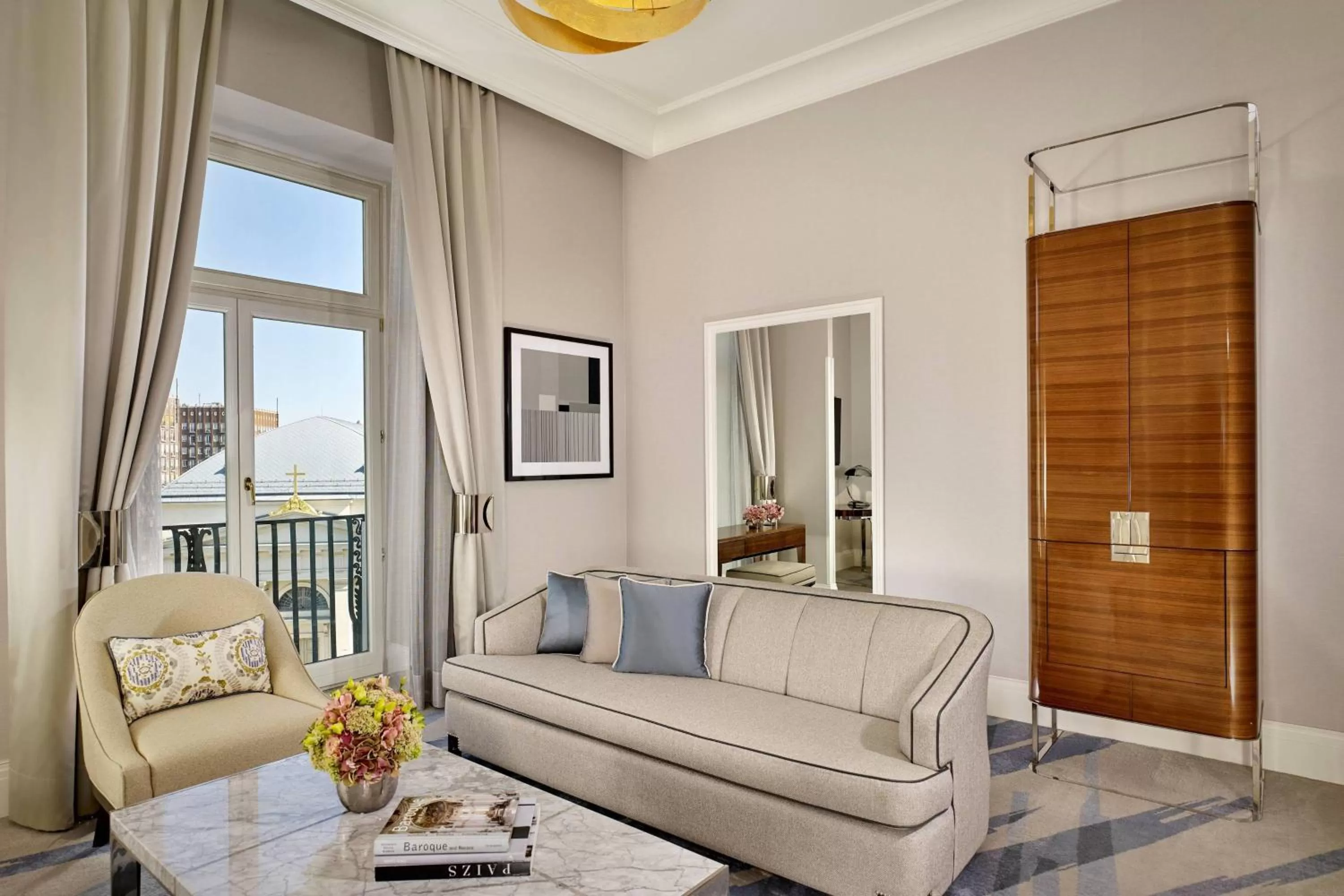 Living room in Al Habtoor Palace Budapest, Preferred Hotels & Resorts
