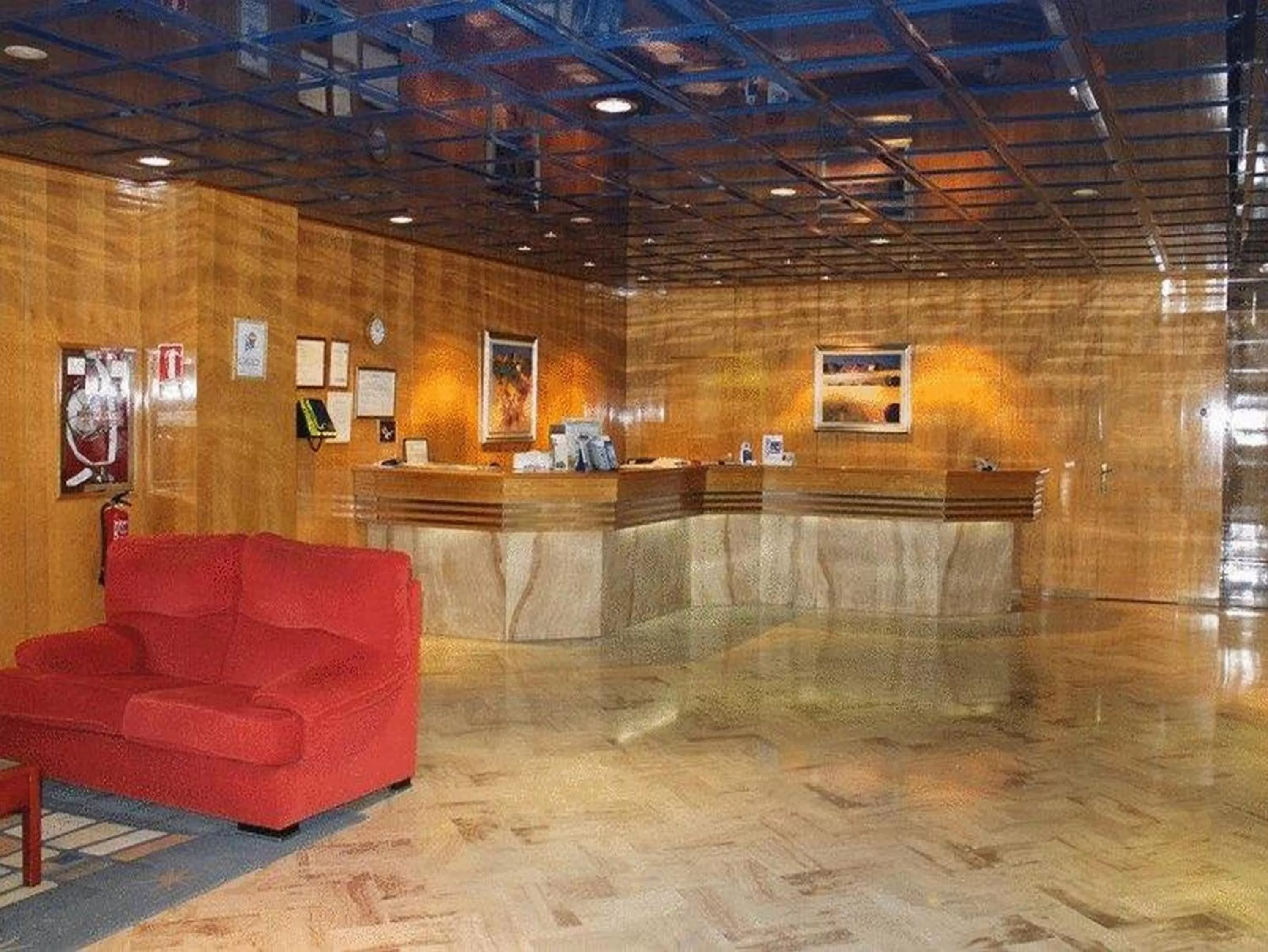 Lobby or reception in Hotel Ébora by Vivere Stays