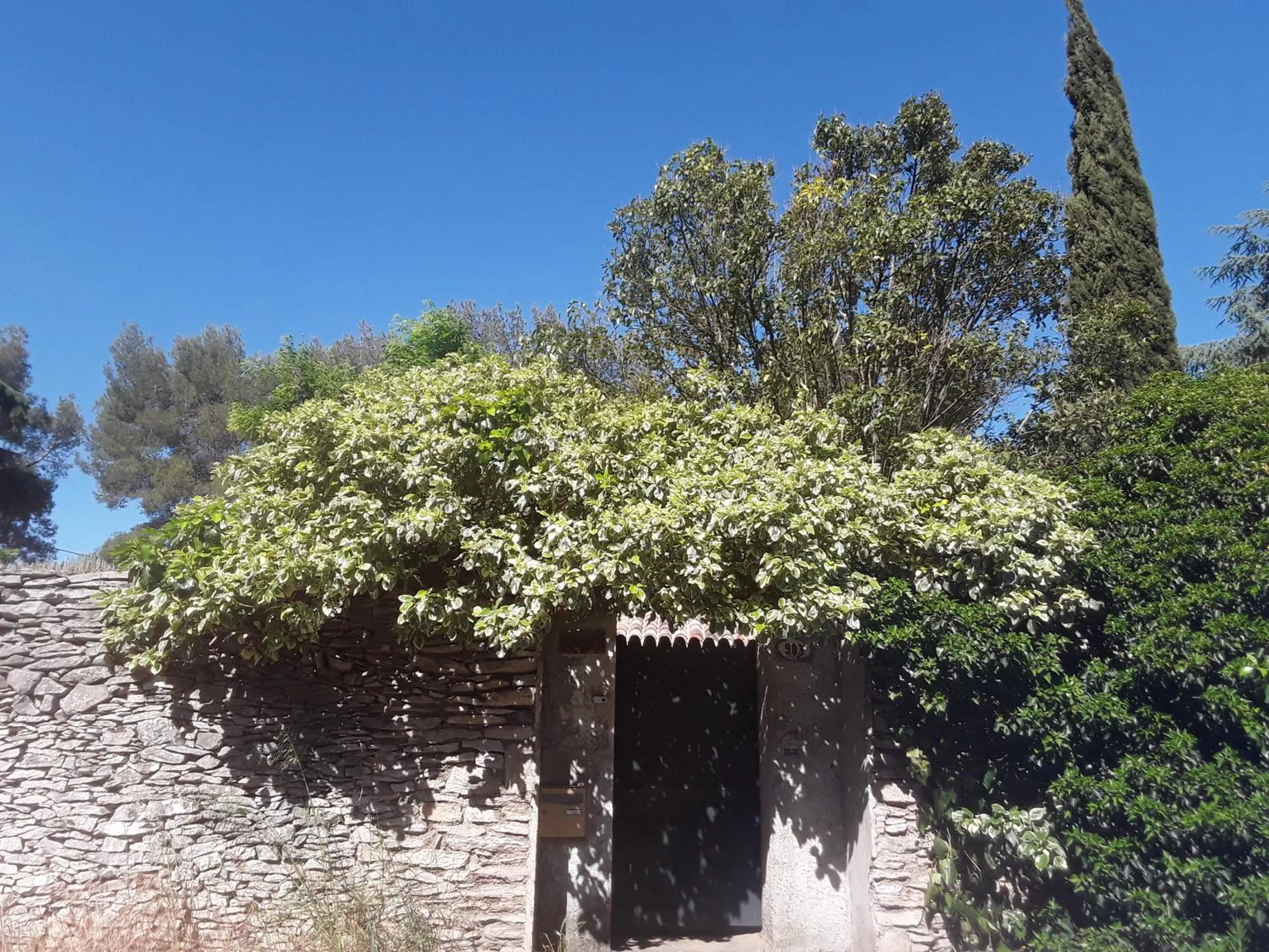 Facade/entrance in Chambres d'Hôtes Lovely Planette