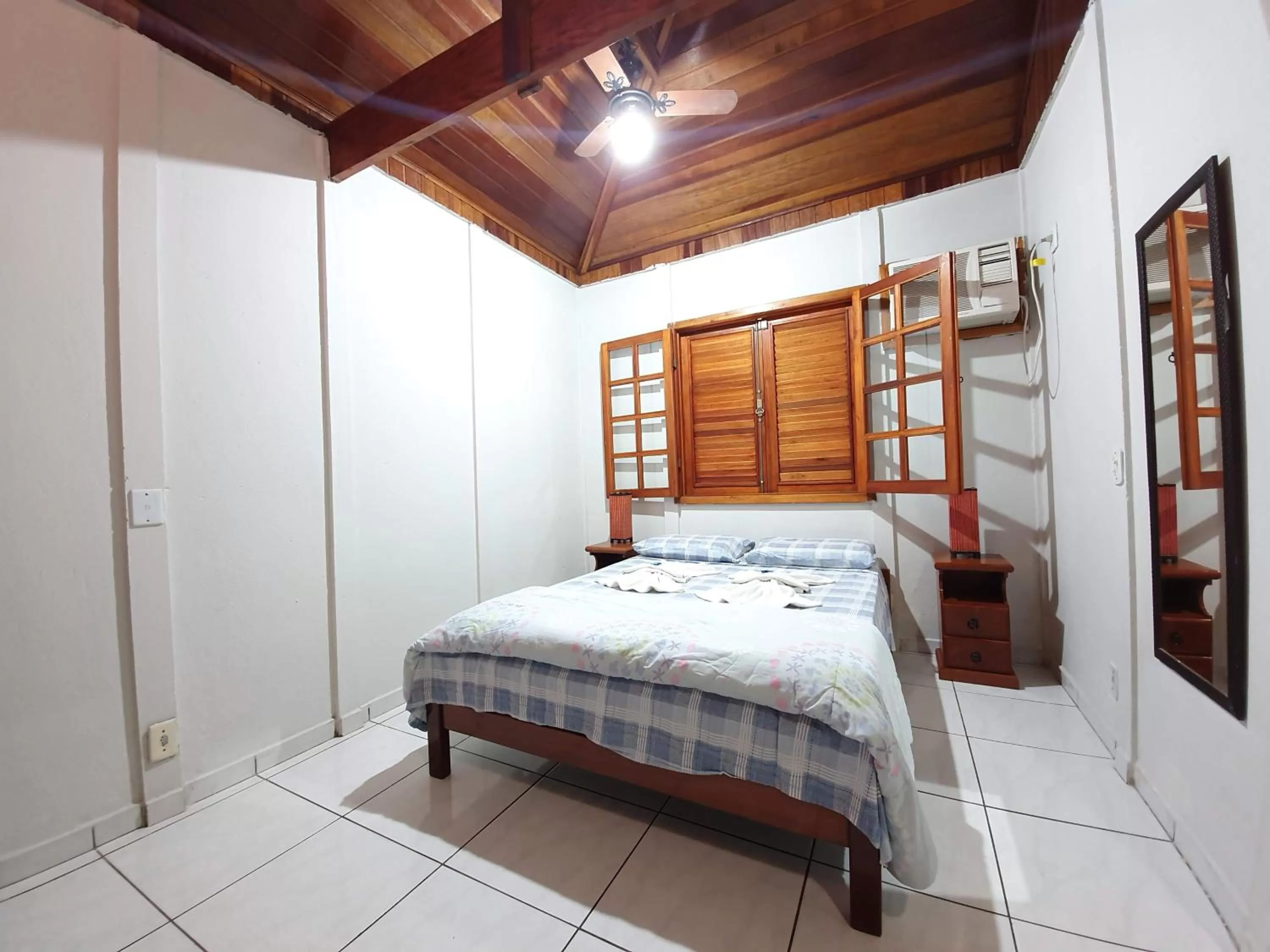 Bed in Pousada Canto do Curió Paraty