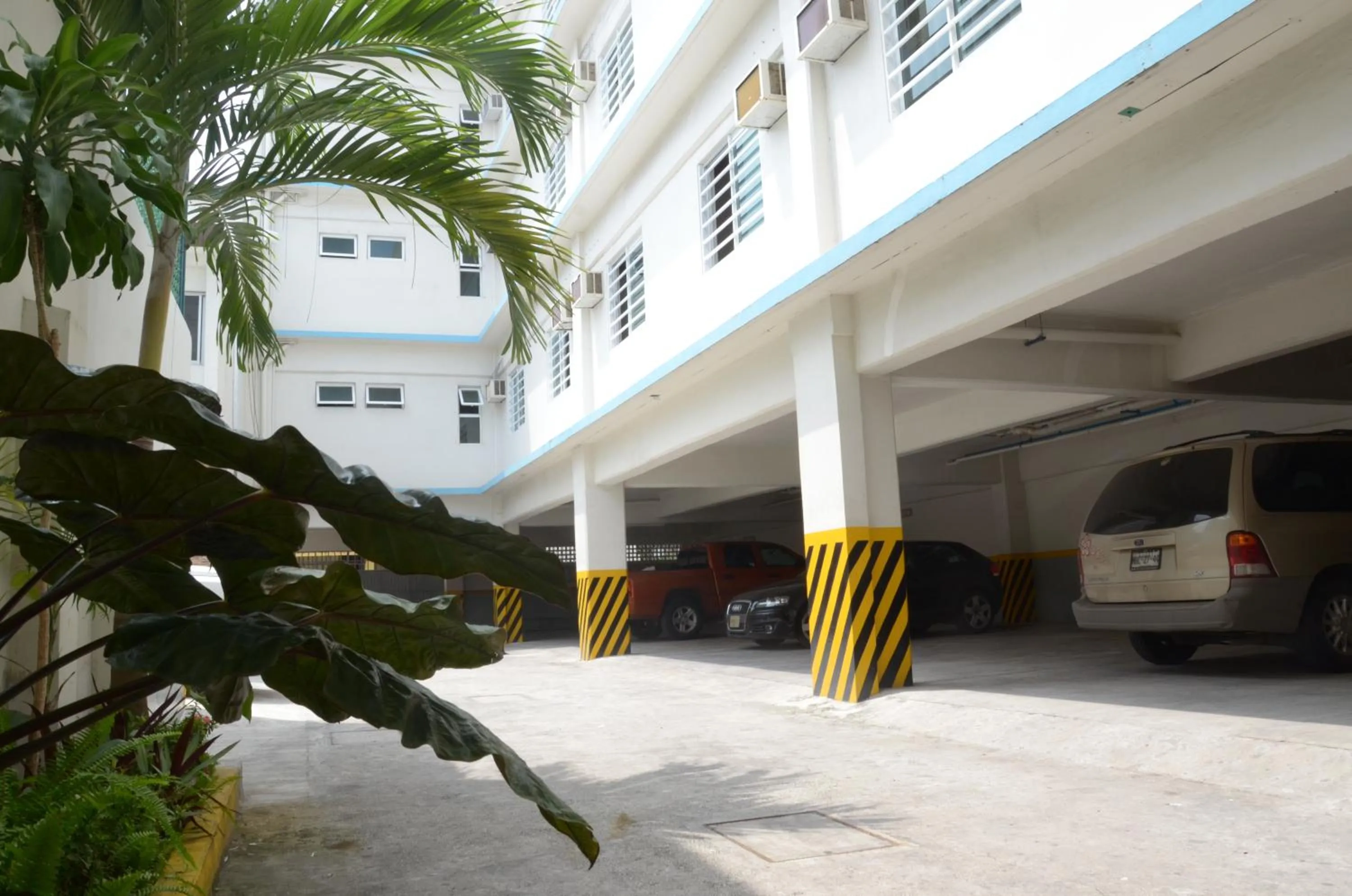 Property building in Hotel Delfines - a 2 calles del Acuario Veracruz