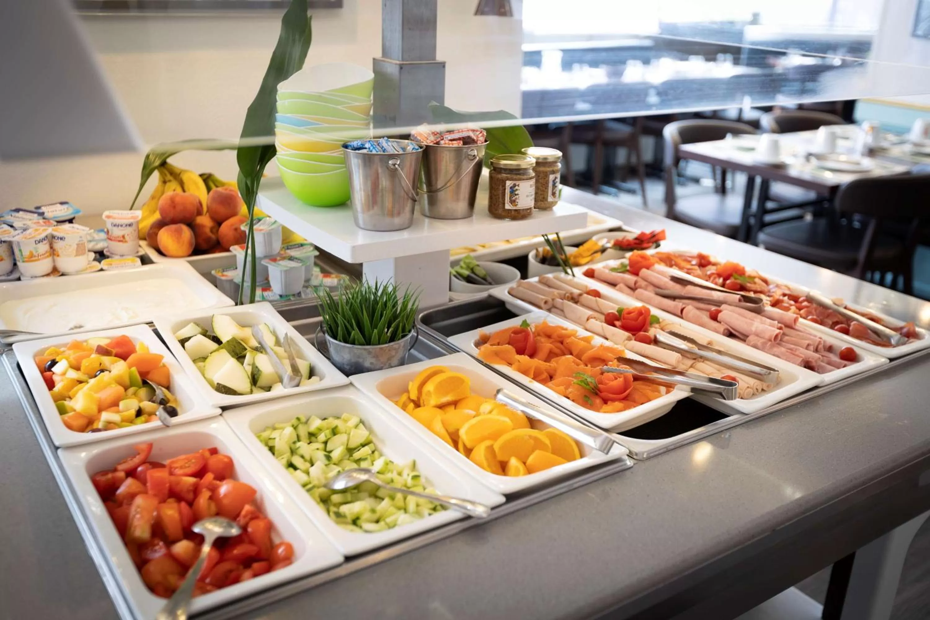 Restaurant/places to eat in Best Western Hotel Mediterranee Menton