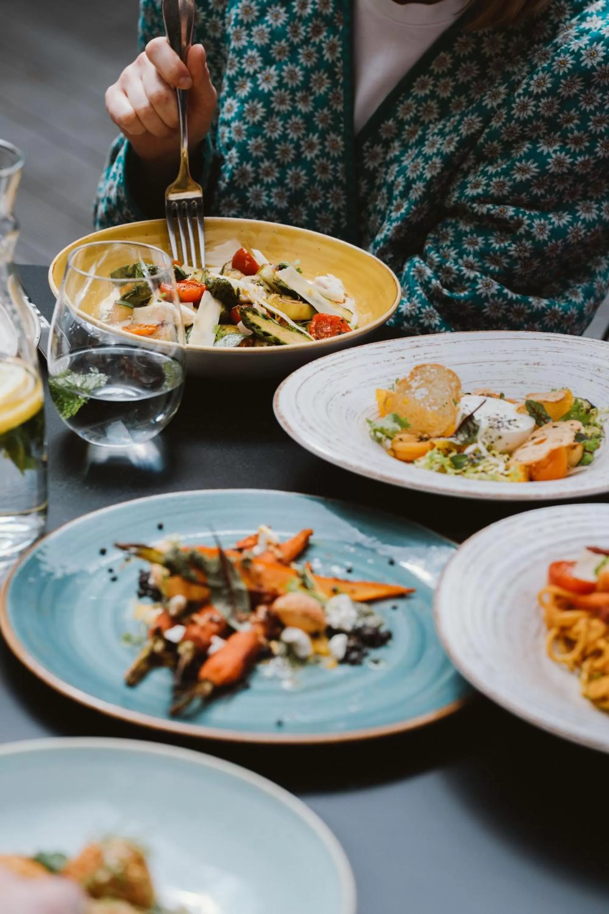 Restaurant/places to eat in PURO Hotel Poznań Stare Miasto