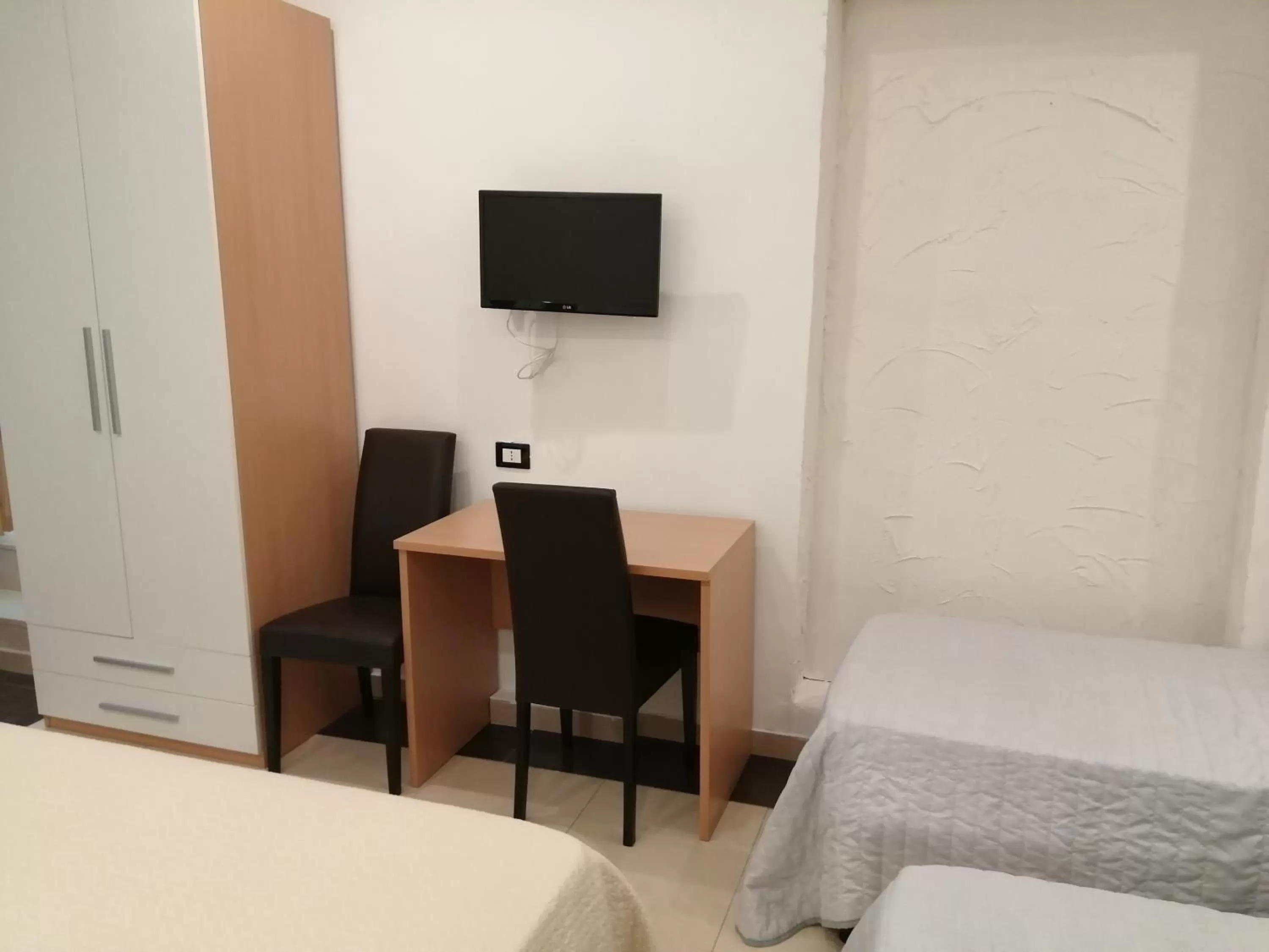 TV/Entertainment Center in Golden Rooms