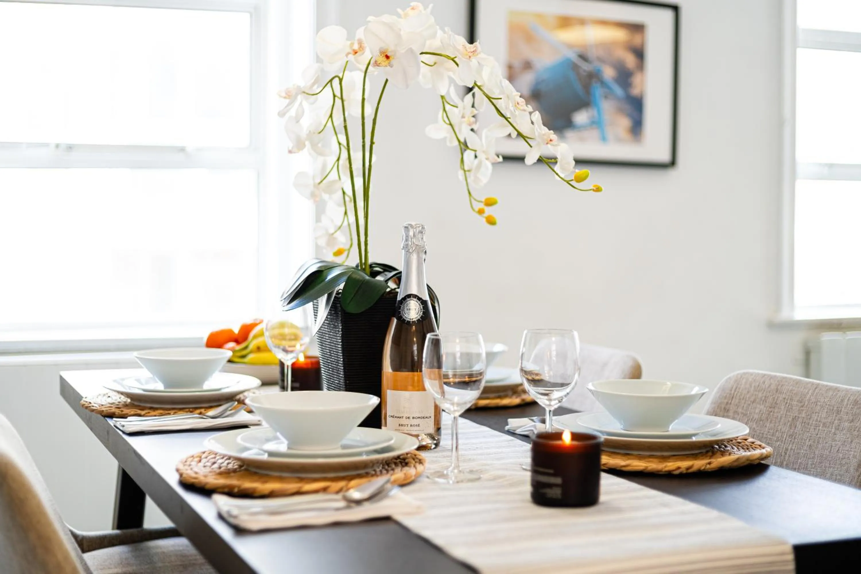 Food and drinks, Dining Area in Bond Street Serviced Apartment