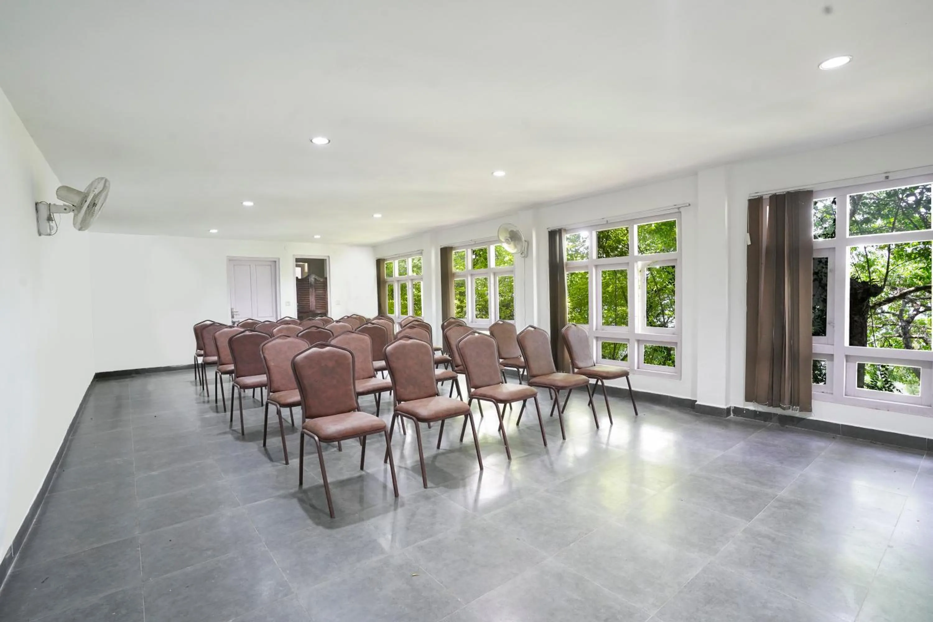 Business facilities in Tea Valley Resort, Munnar