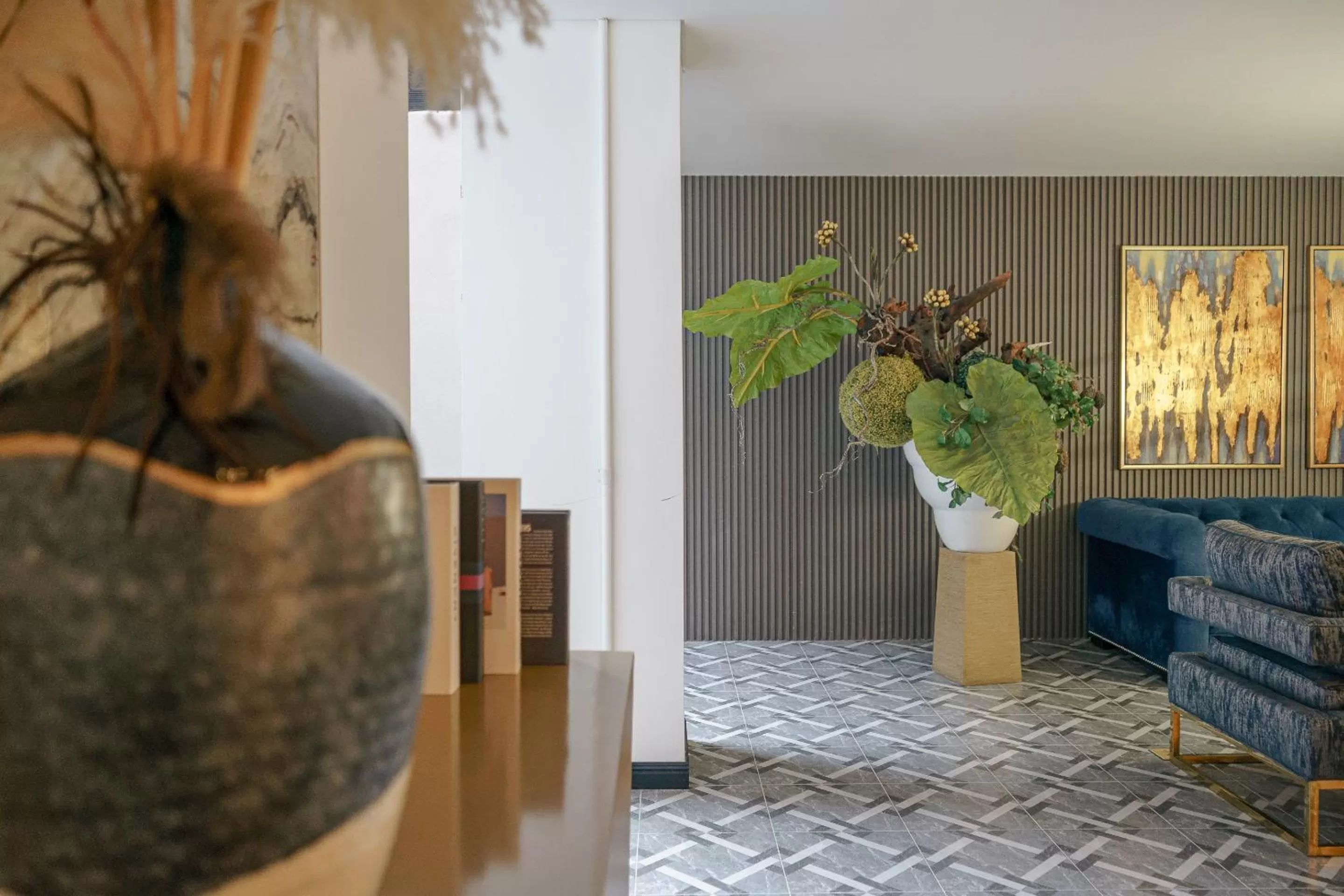 Living room in First Class Hotel