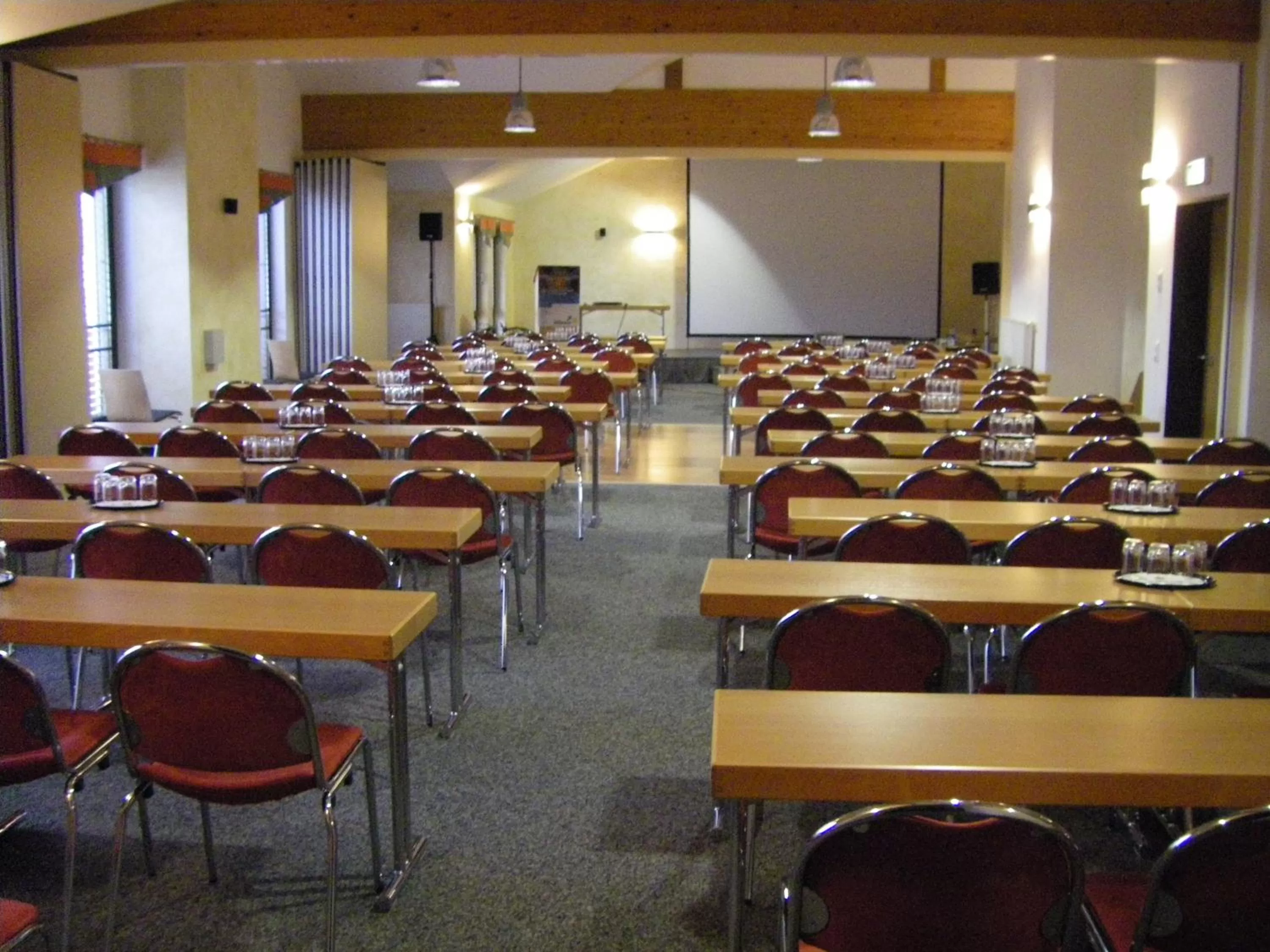 Business facilities in Euroville Jugend- und Sporthotel