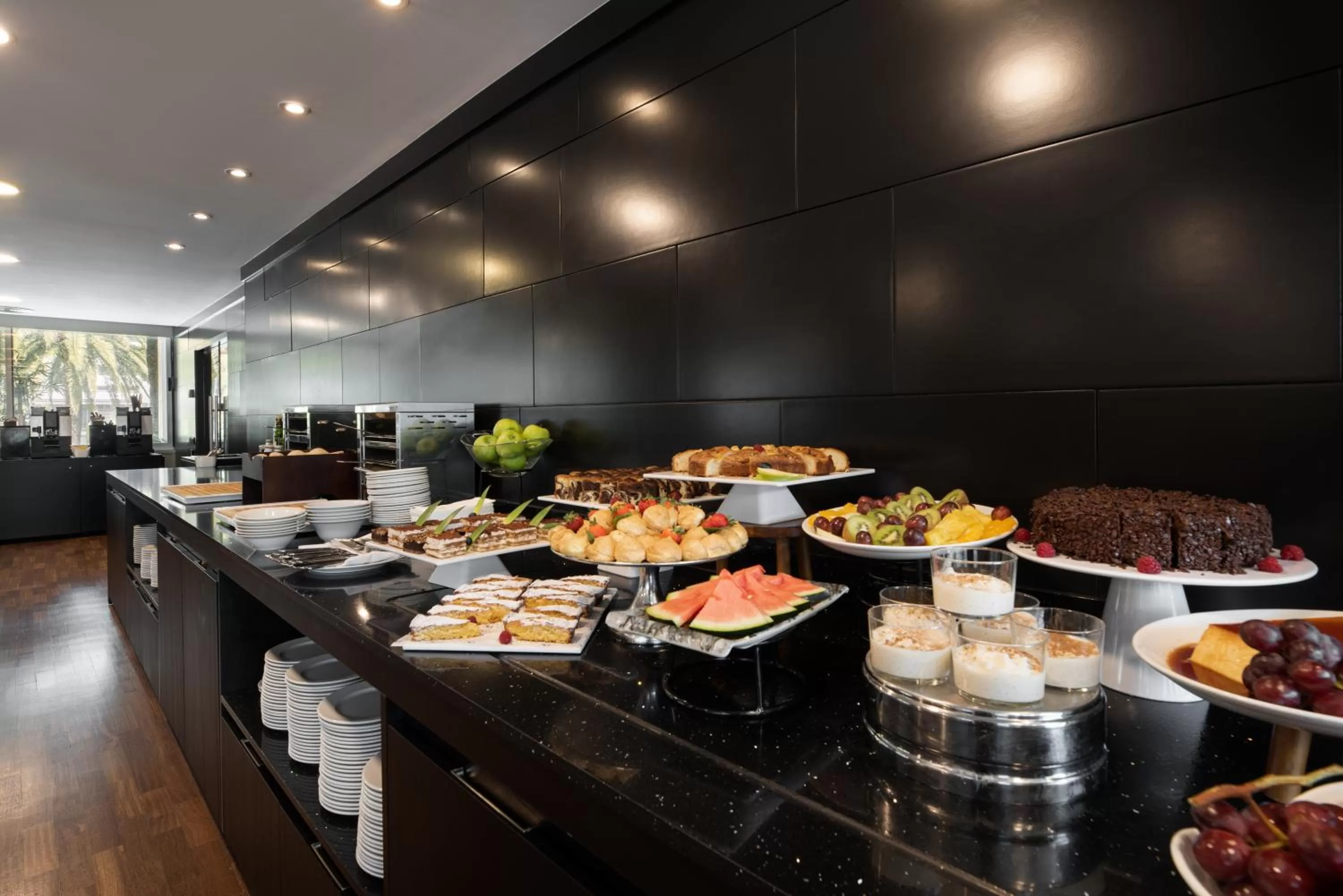 Food and drinks in Eurostars Atlántico