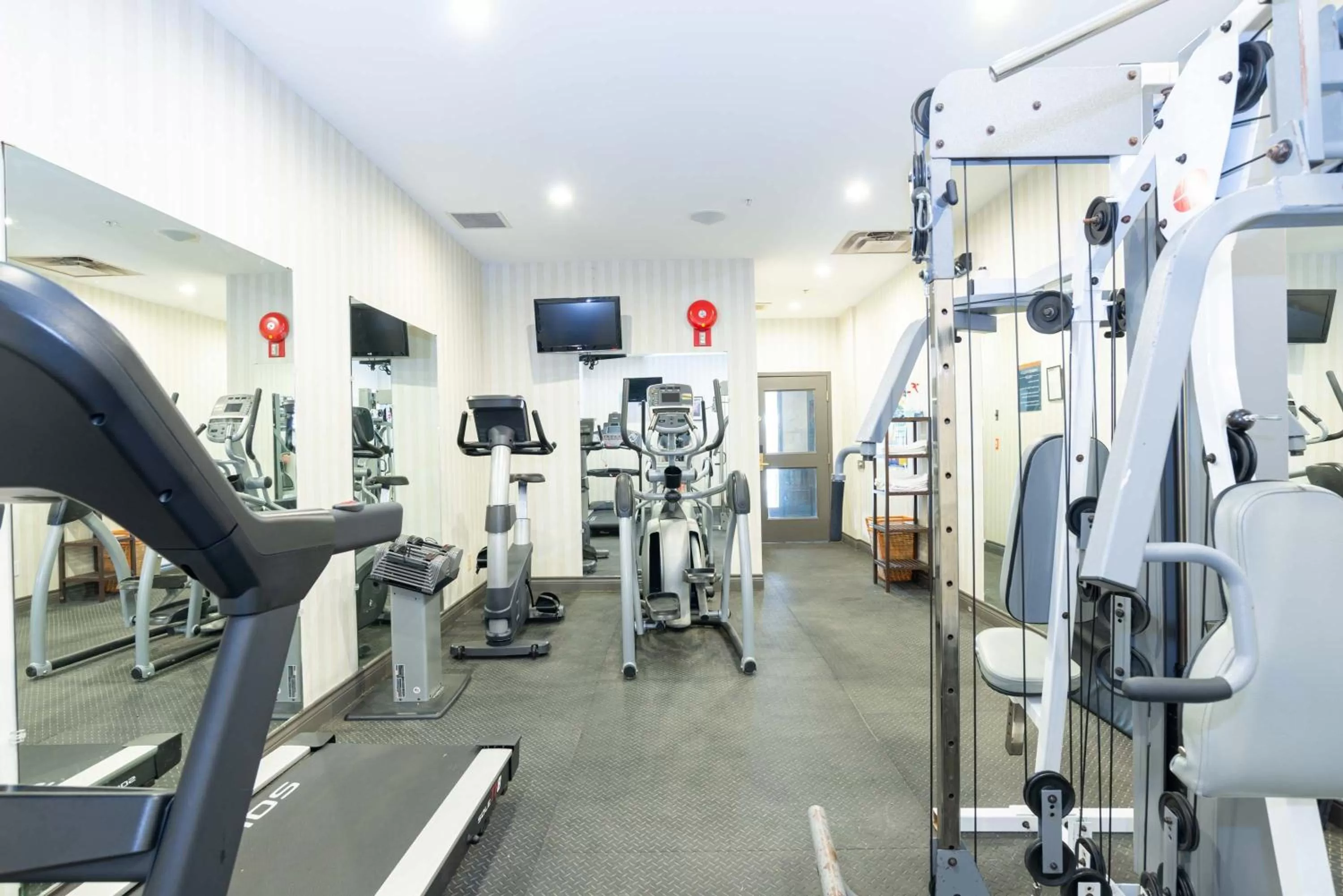 Fitness centre/facilities in Sandman Hotel Red Deer