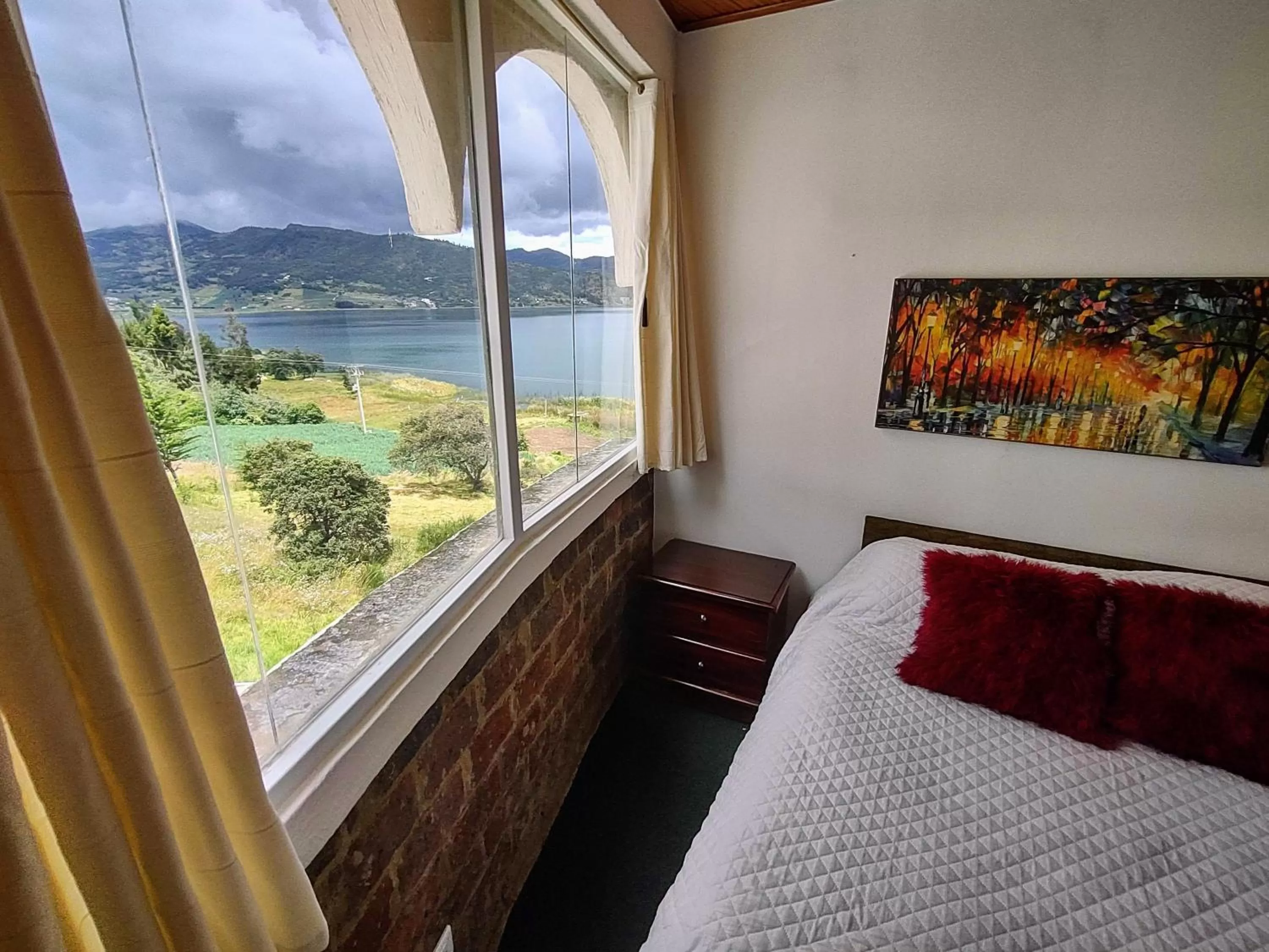 Bedroom, Bed in Refugio Génesis habitaciones Lago de Tota