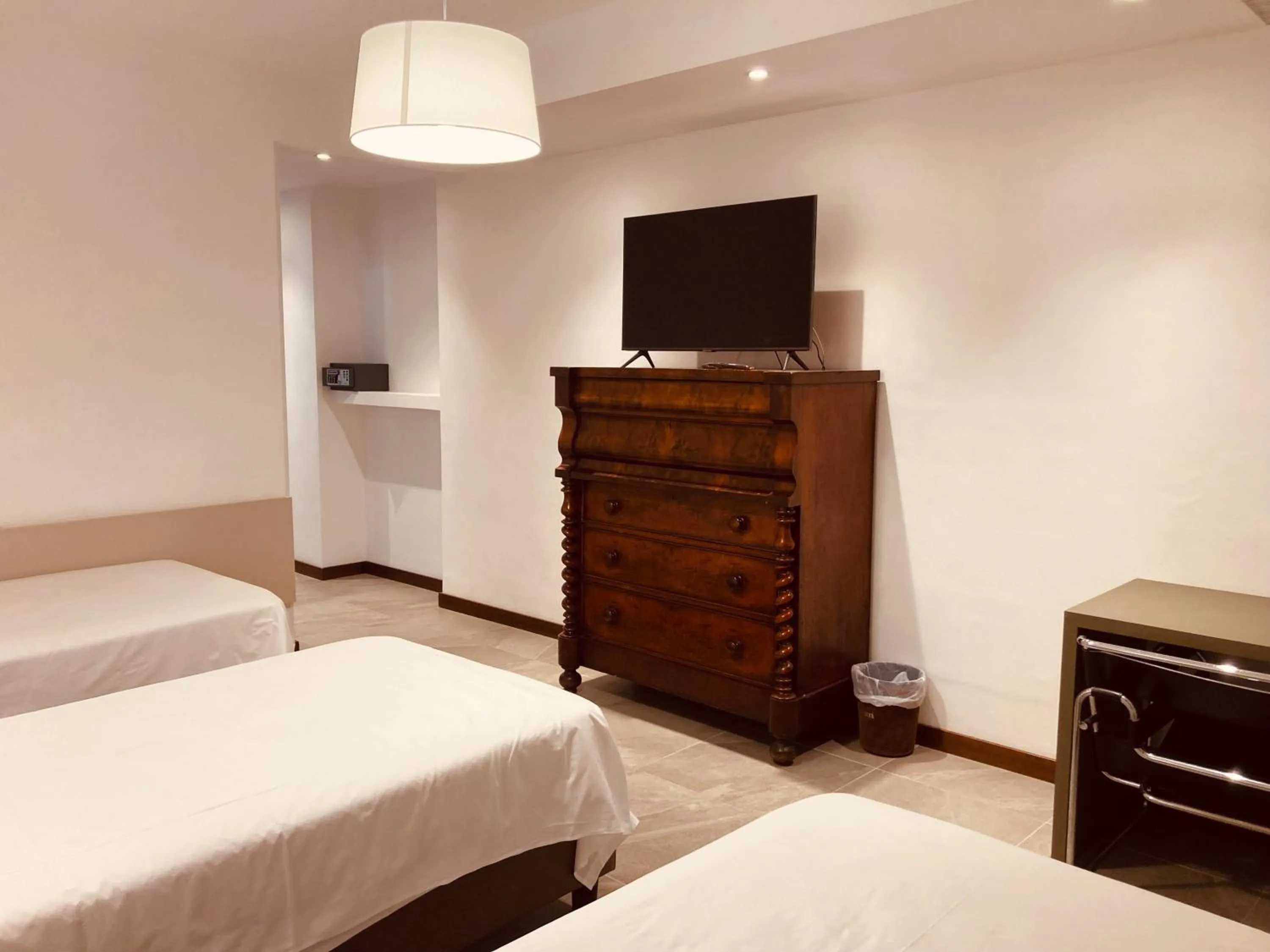 Bed in Hotel Ghironi