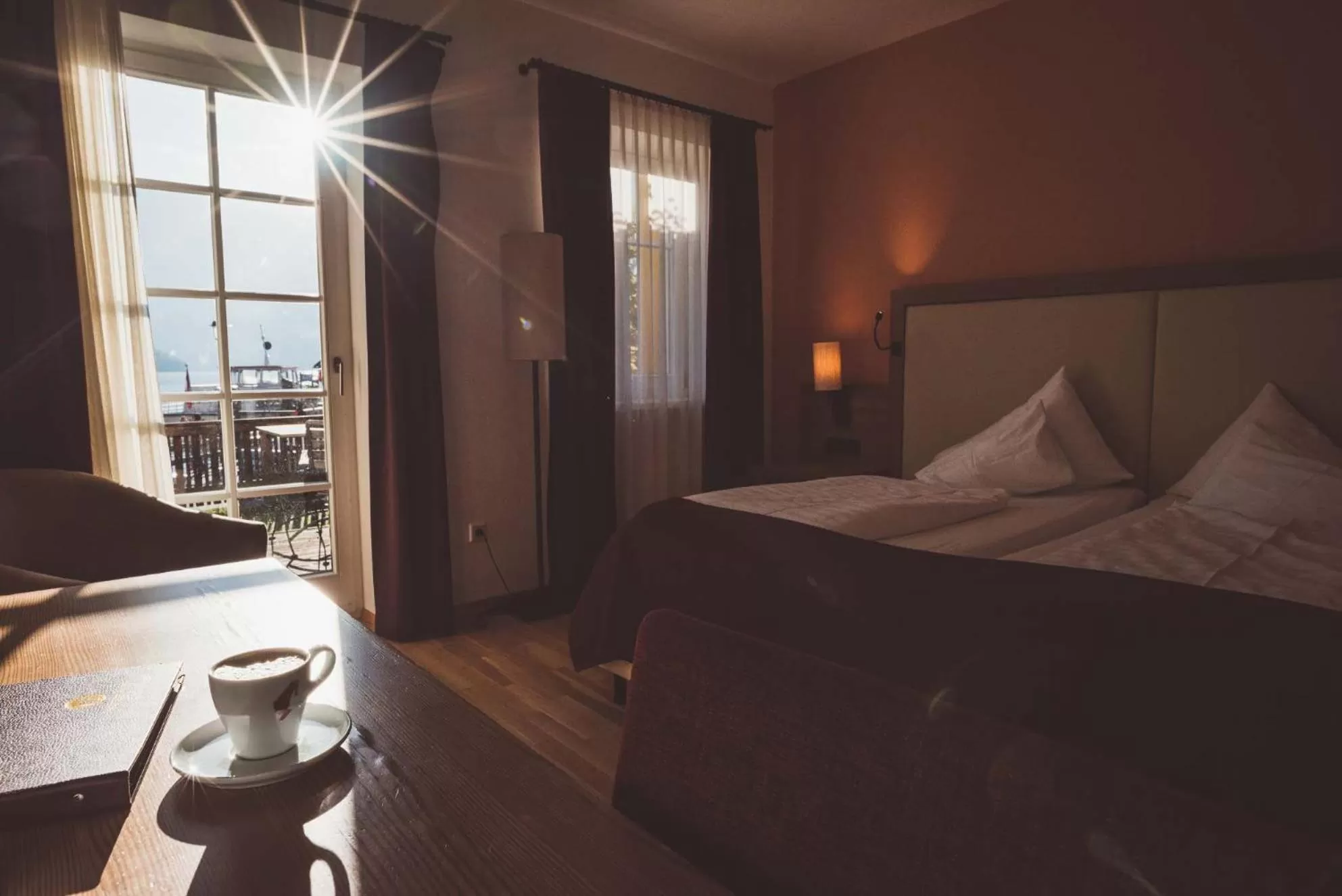 Photo of the whole room, Bed in Heritage Hotel Hallstatt