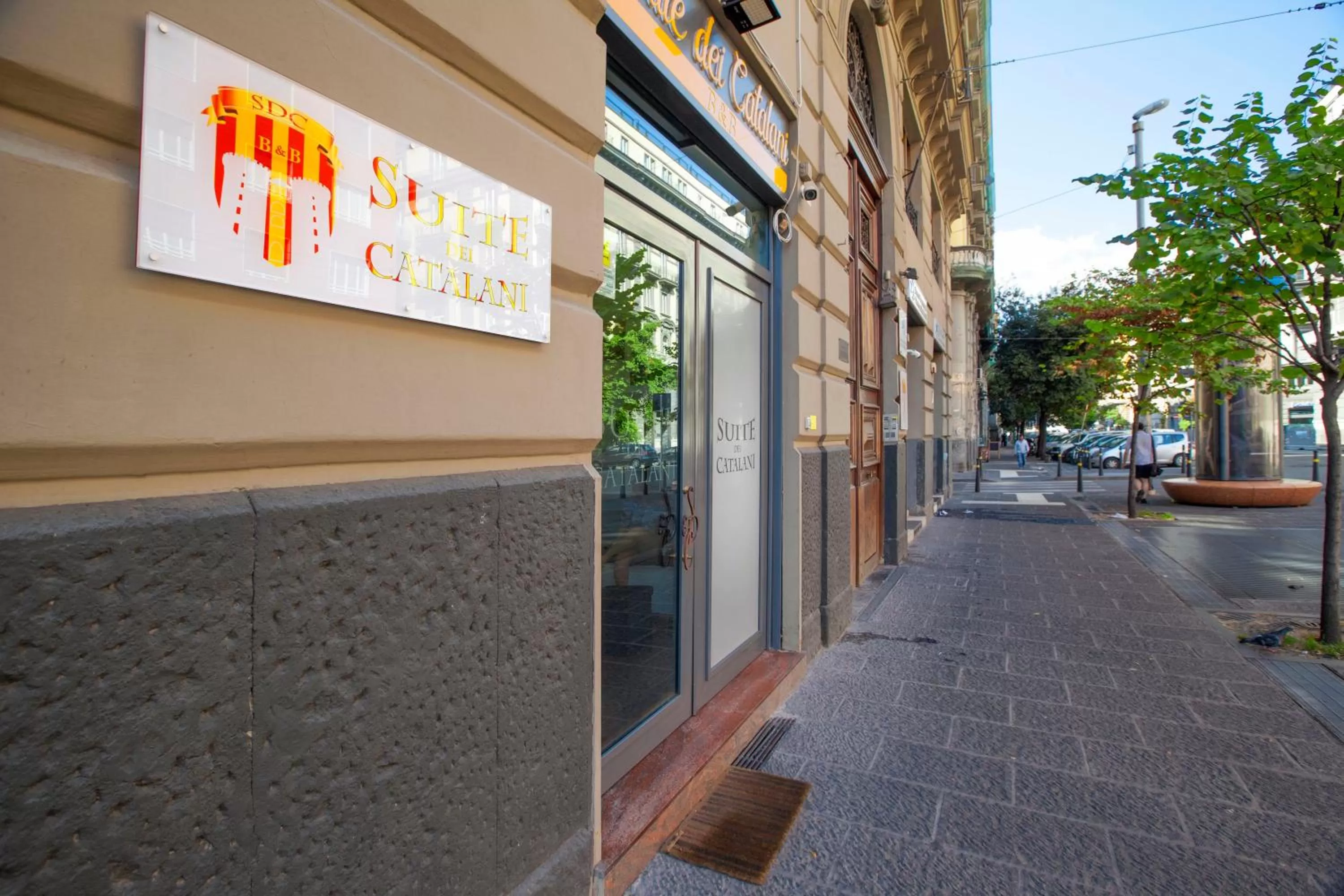 Facade/entrance in Suite dei Catalani