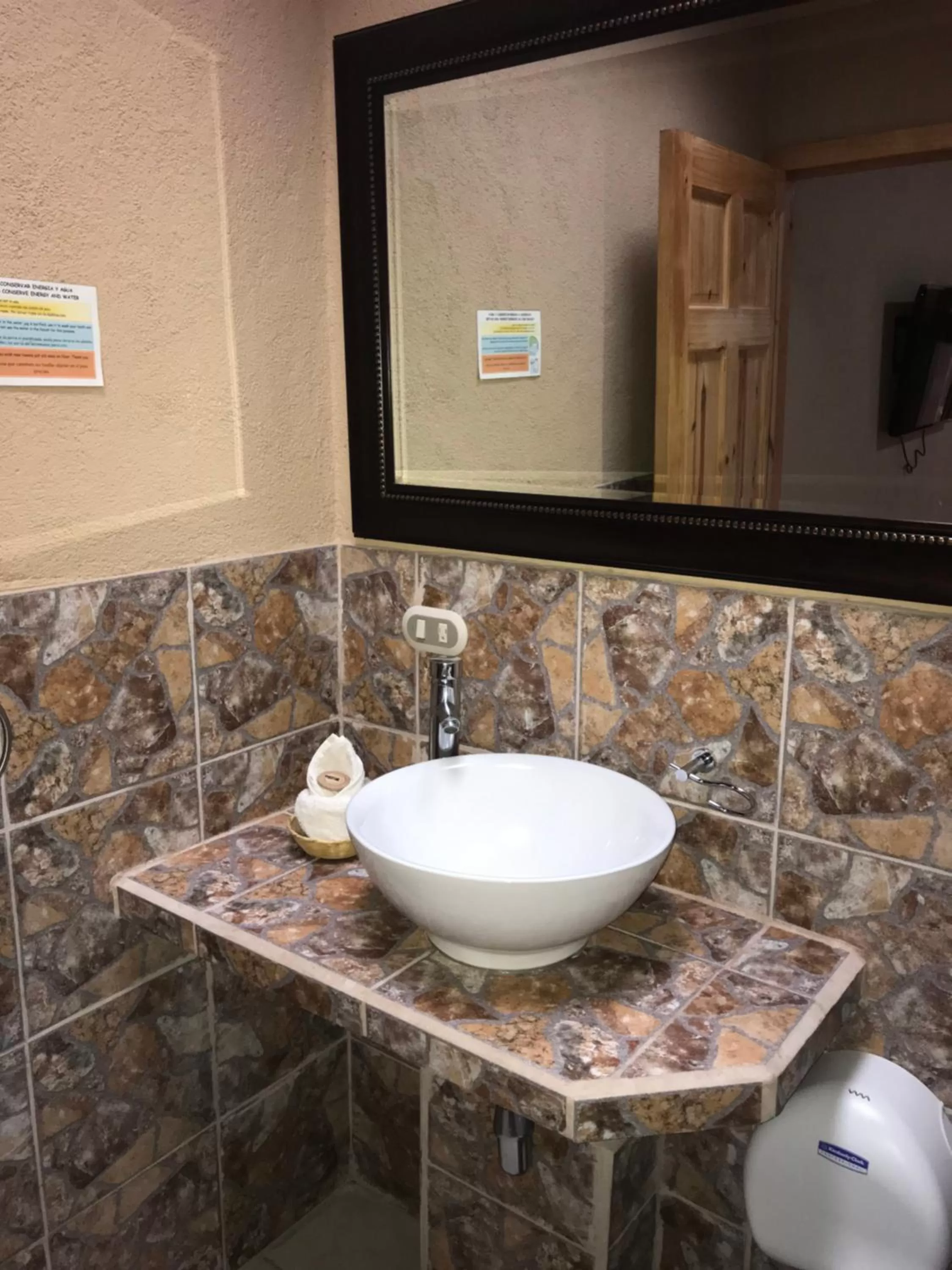 Bathroom in Hotel Utz Jay