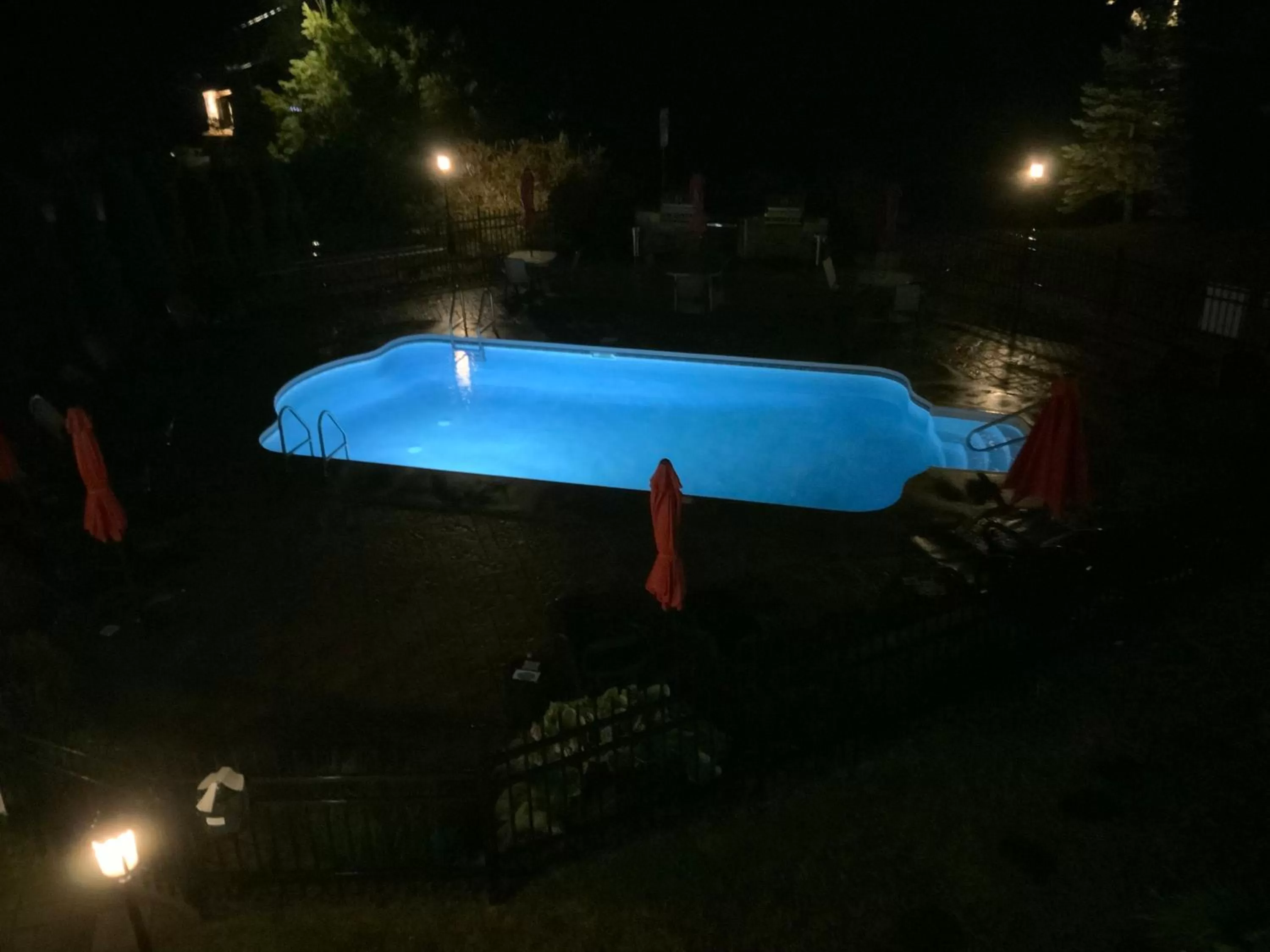 Pool View in Le Champlain Condo-Hôtel