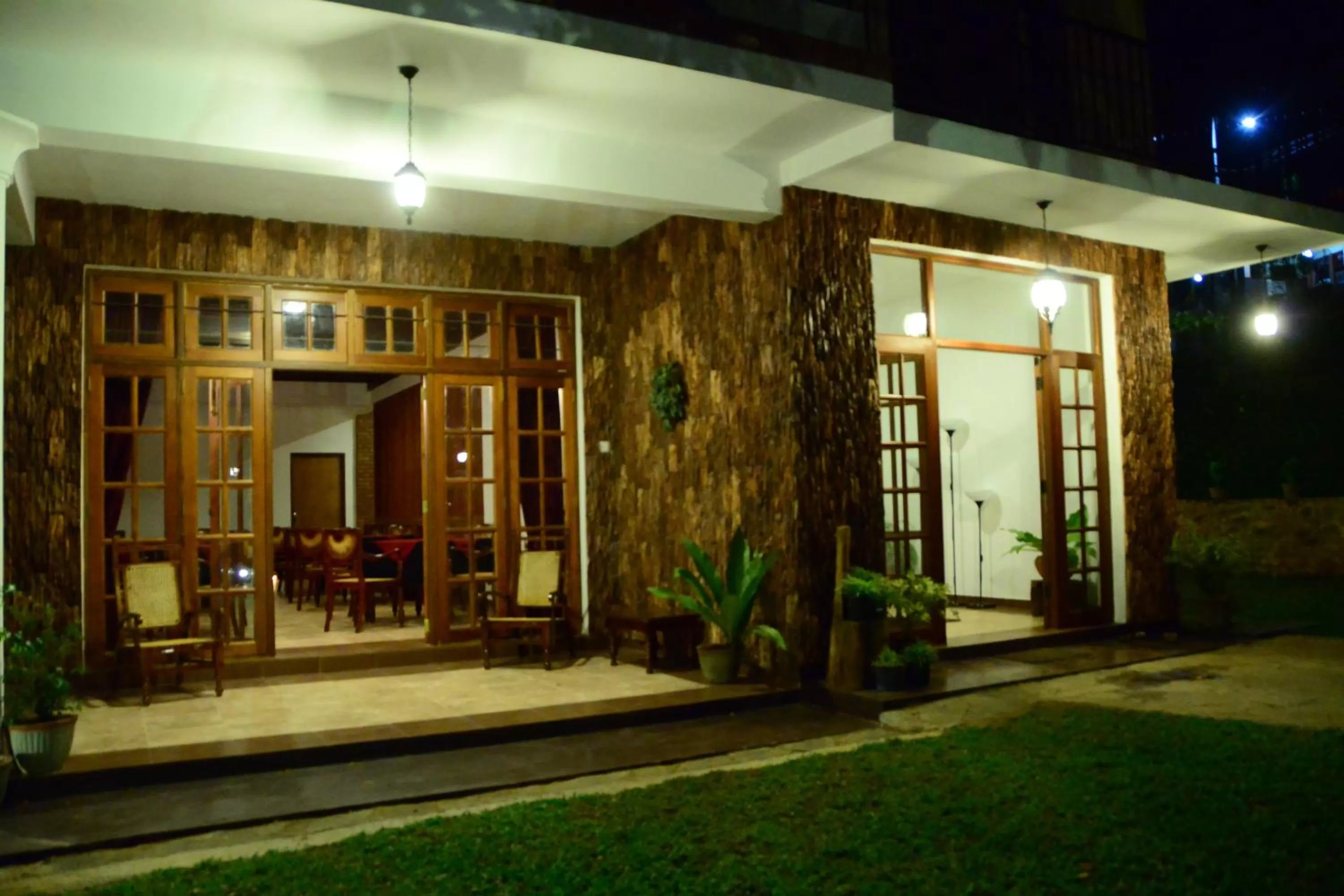 Facade/entrance in Veraima Kandy