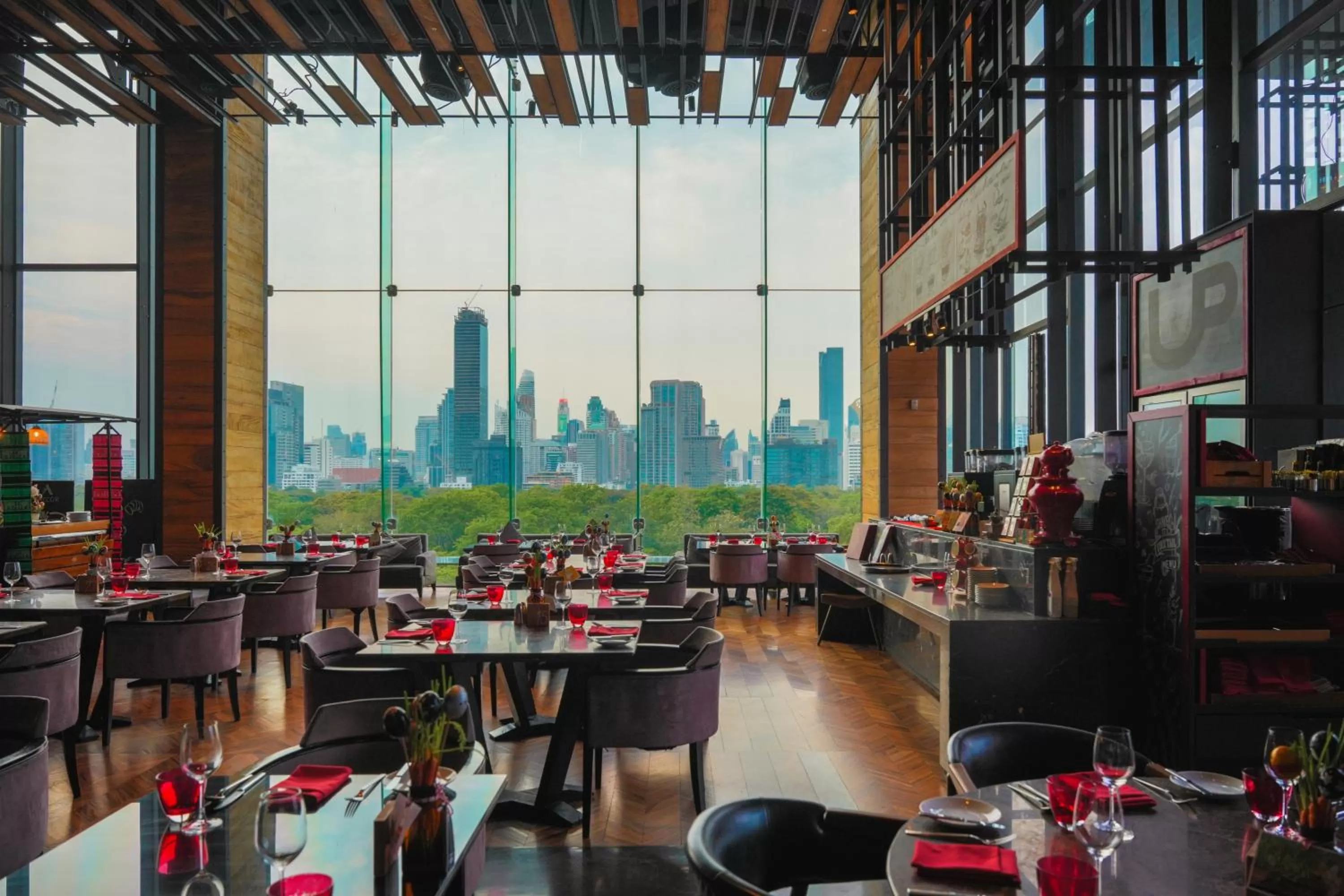 Restaurant/places to eat in SO/ Bangkok