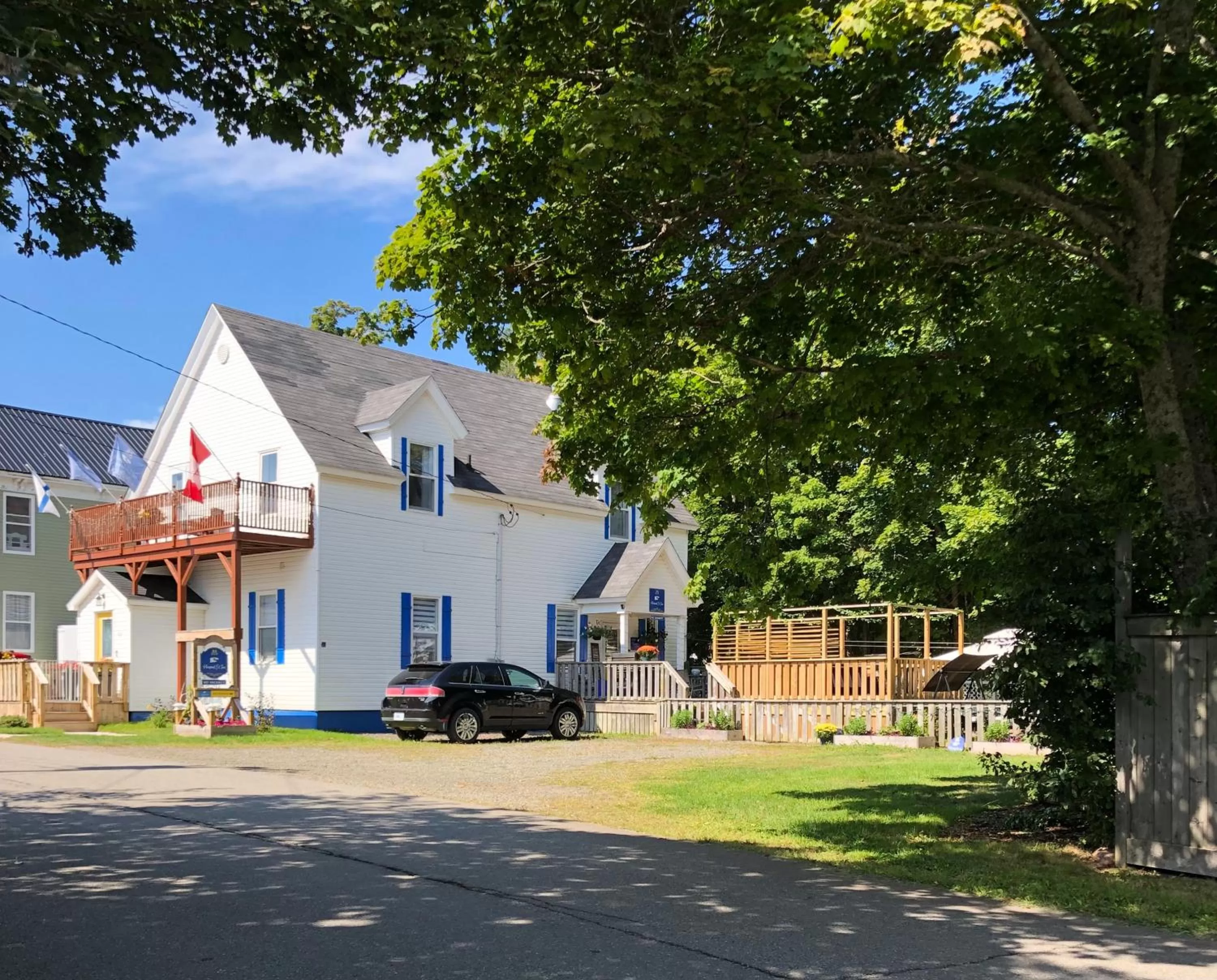 Property Building in Pleasant Street Inn