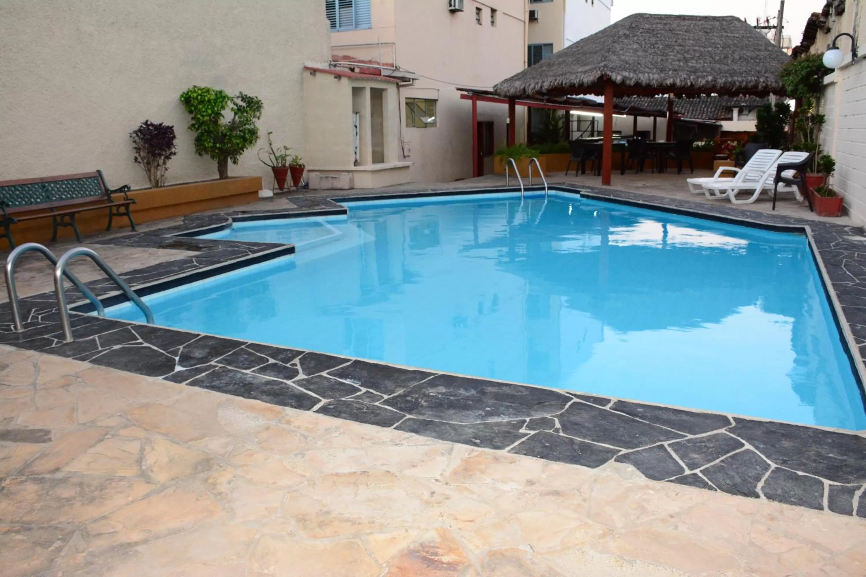 Swimming pool in La Siesta Hotel