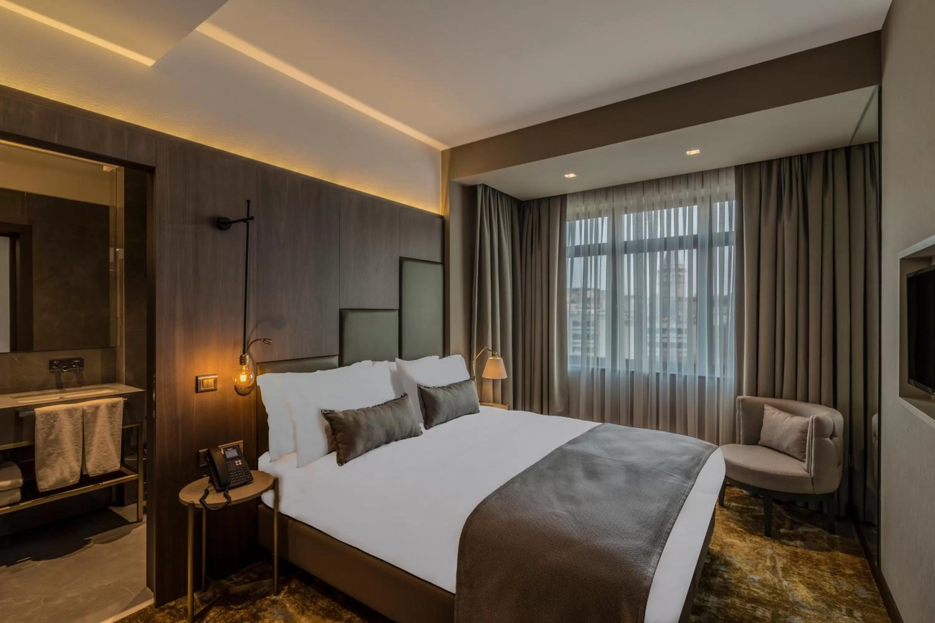 Shower, Bed in Galata Times Hotel