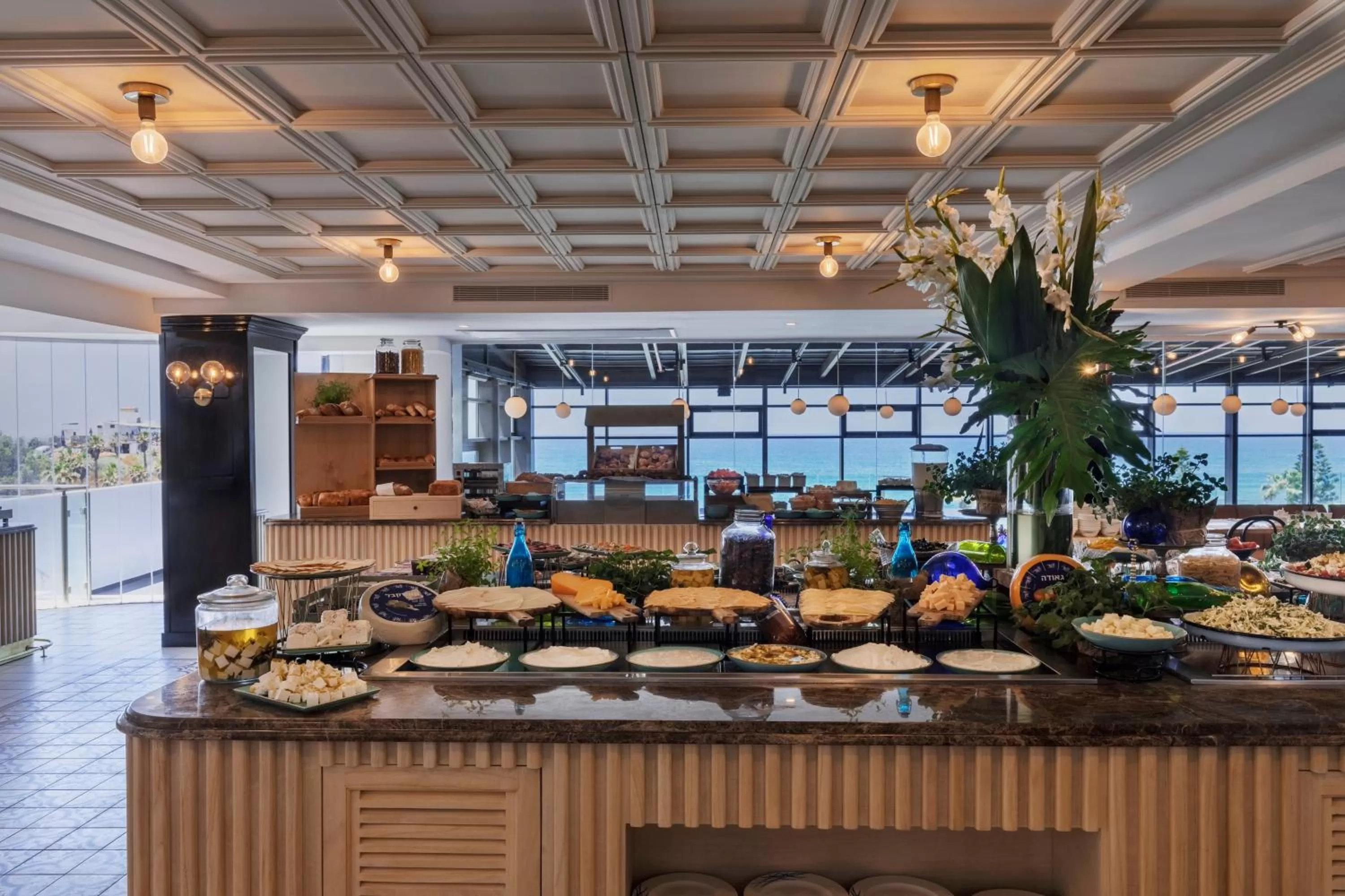 Restaurant/places to eat in Resort Hadera by Jacob Hotels