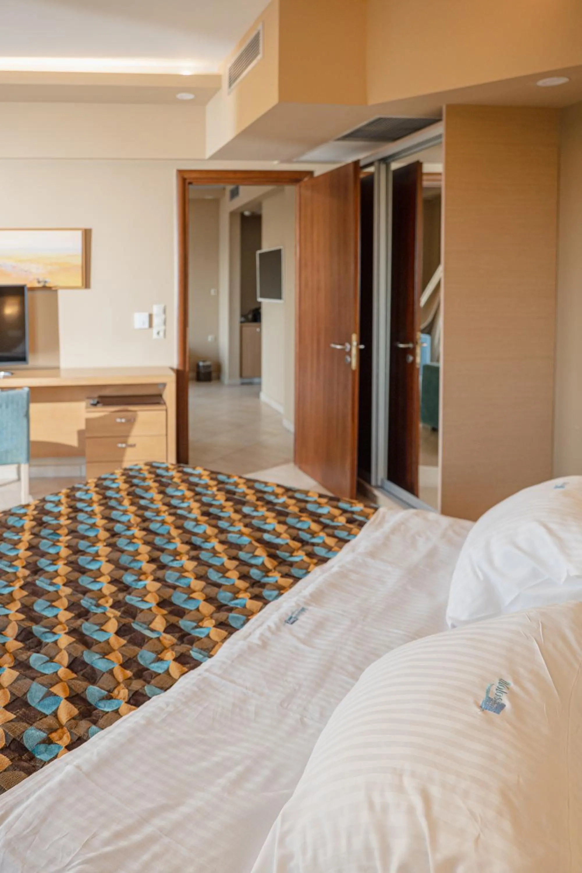 Bedroom, Bed in Molos Bay Hotel