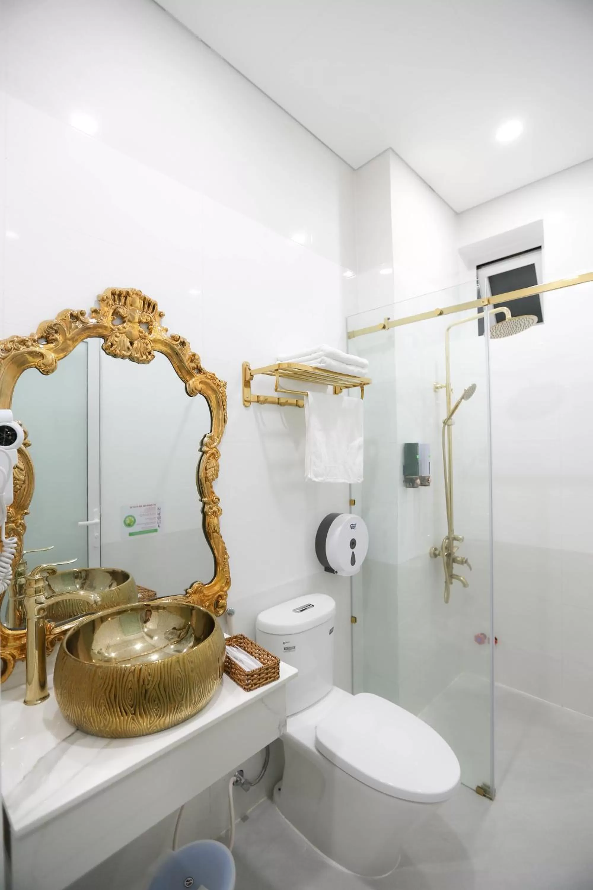 Shower in KING VILLA QUẢNG NGÃI