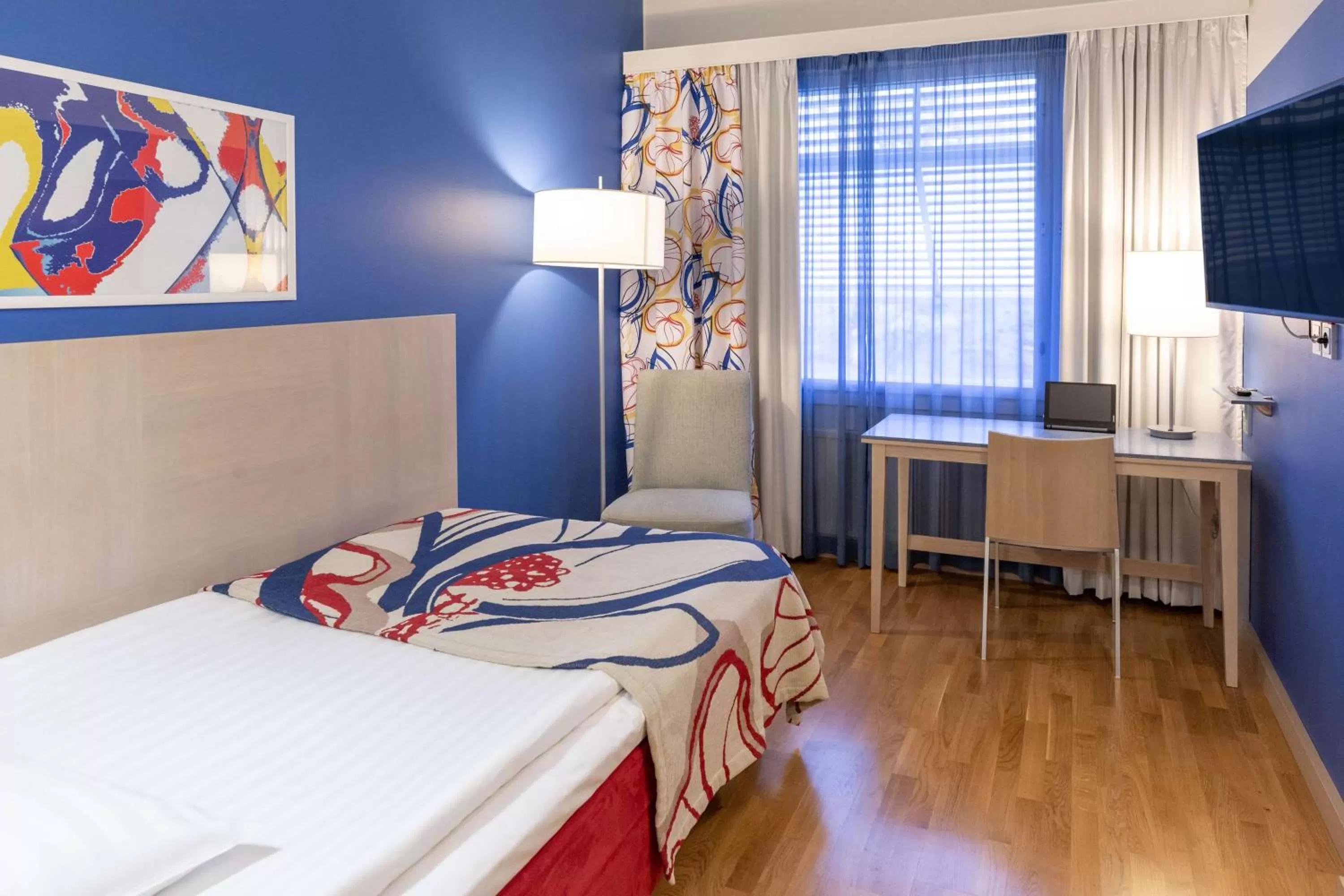 Photo of the whole room, Bed in Scandic Hyvinkää