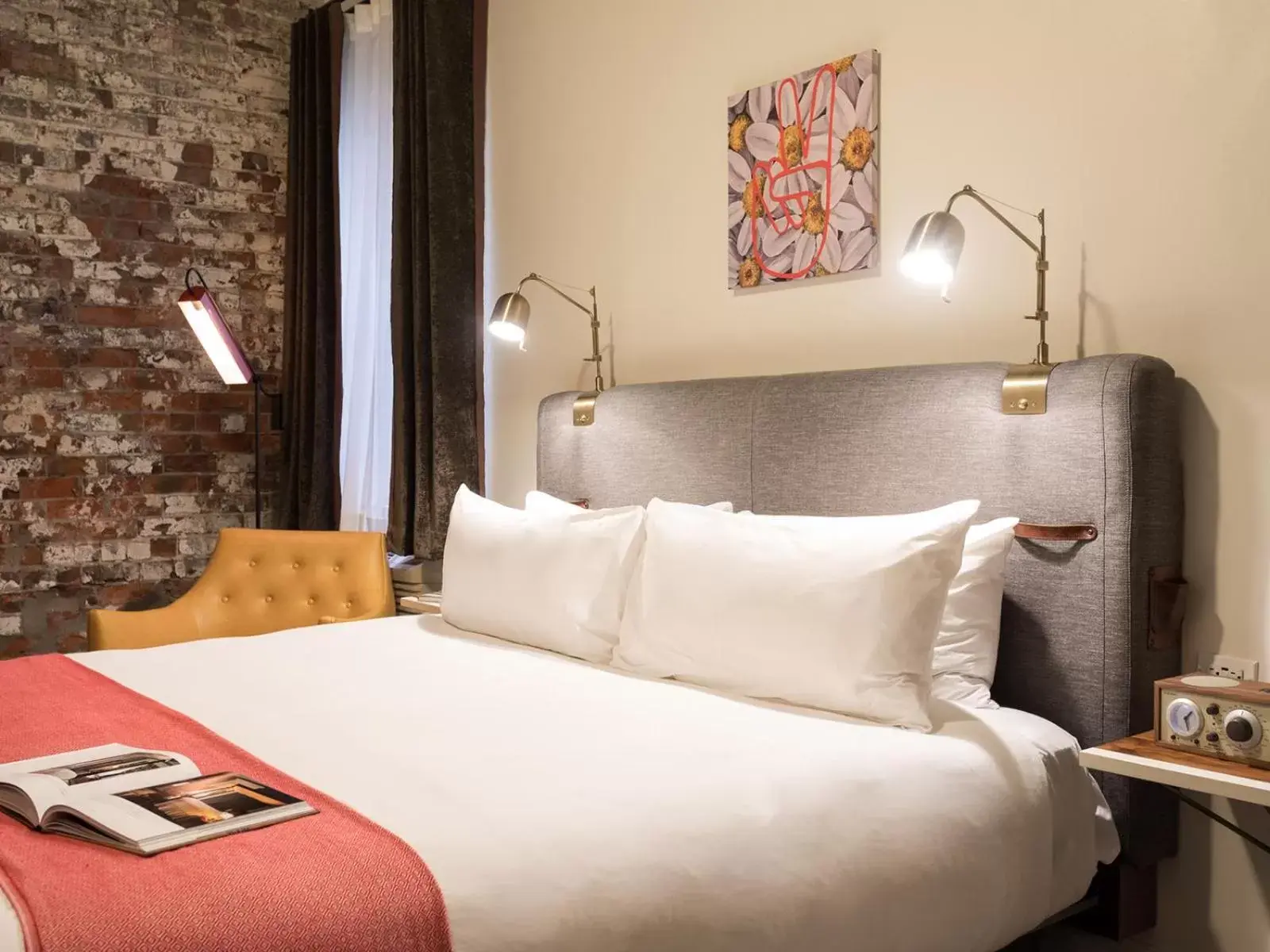 Deluxe Queen Room in The Old No. 77 Hotel & Chandlery Deluxe Queen Room in The Old No. 77 Hotel & Chandlery